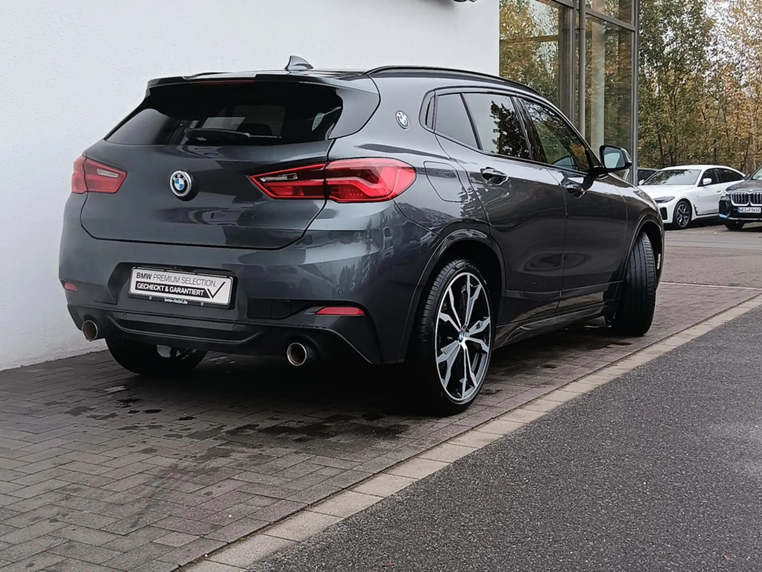 BMW - X2