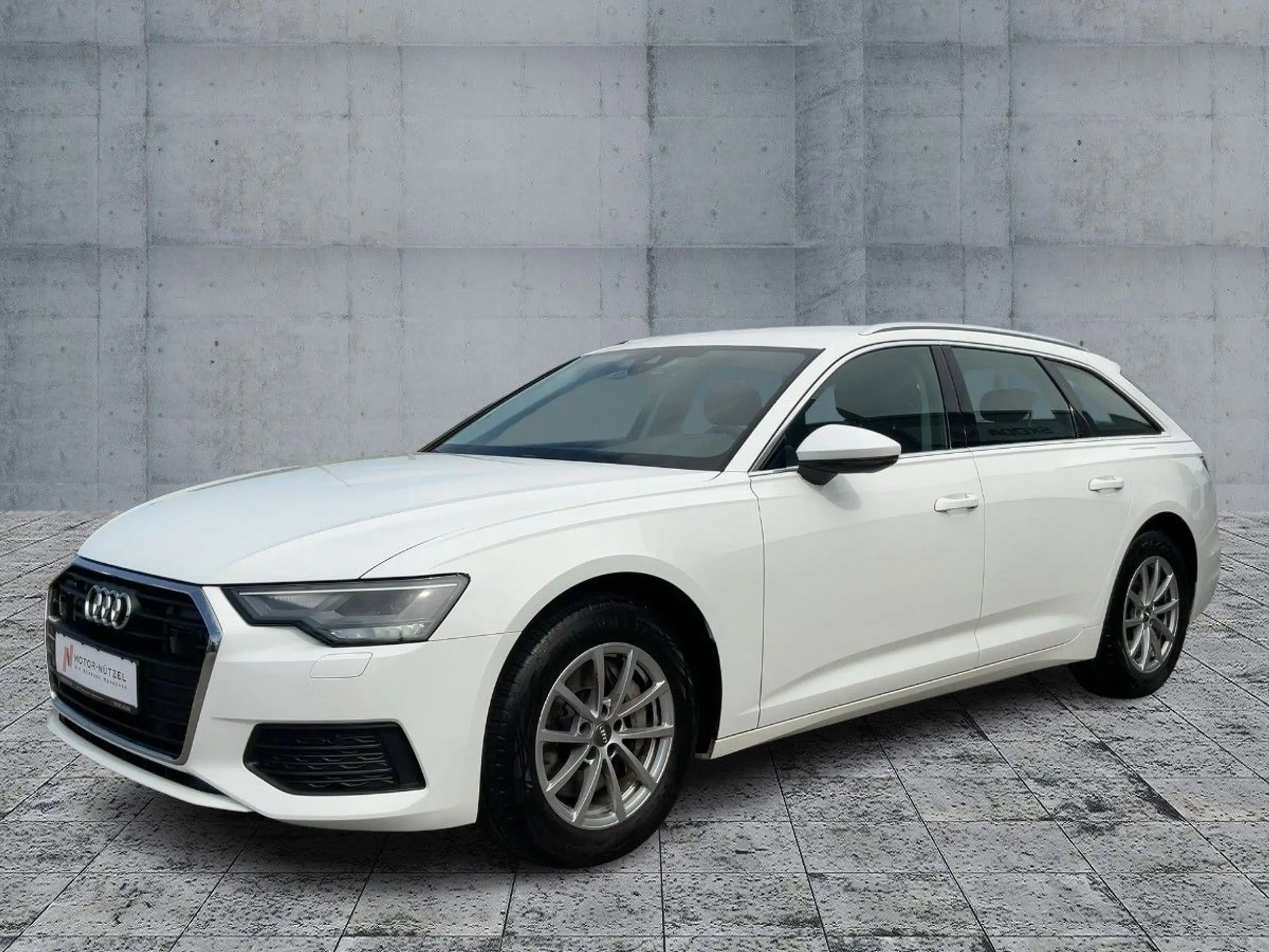 Audi - A6