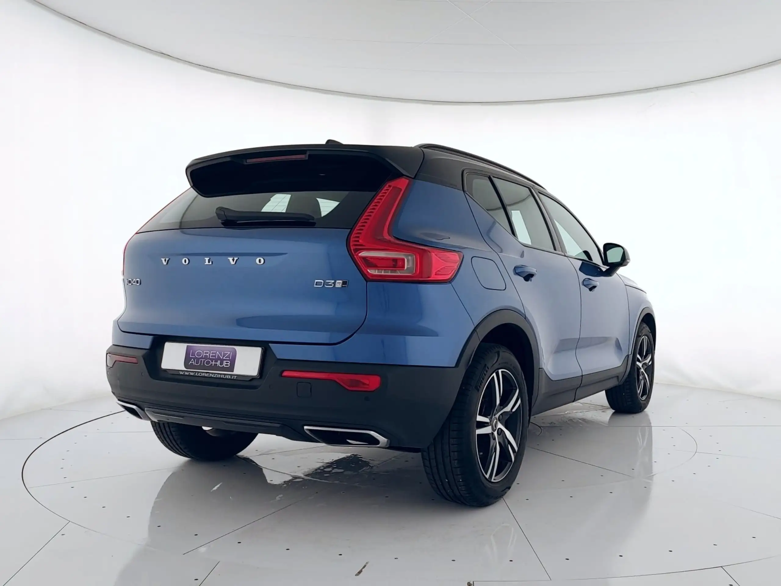 Volvo - XC40