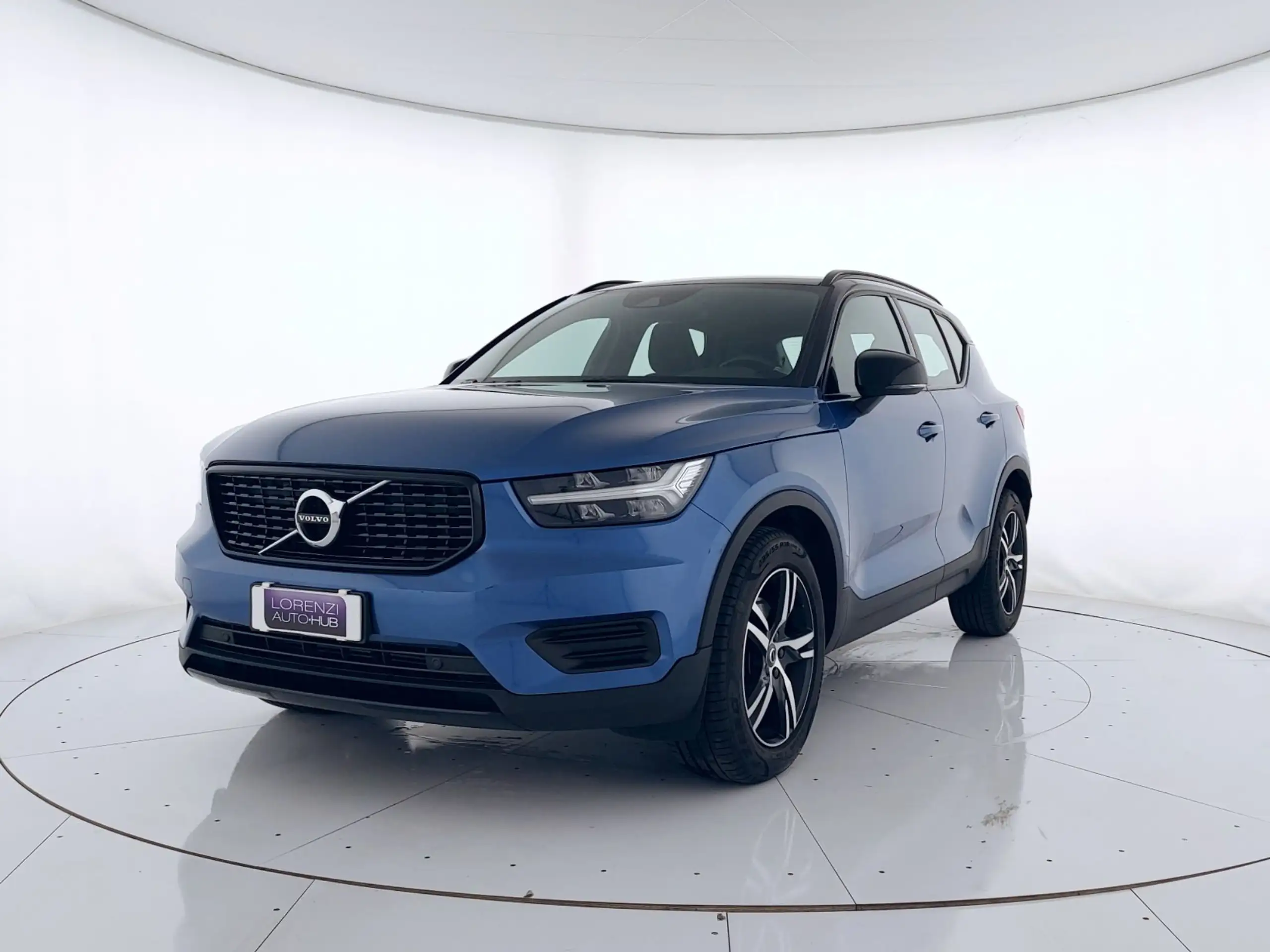 Volvo - XC40