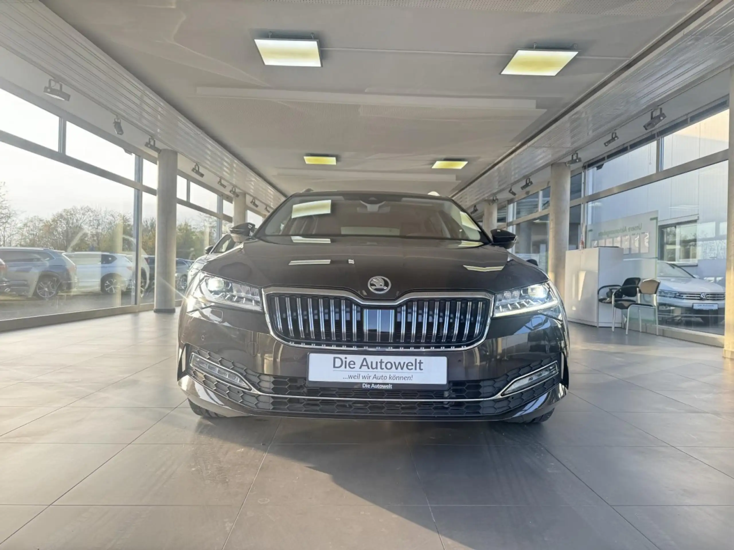 Skoda - Superb