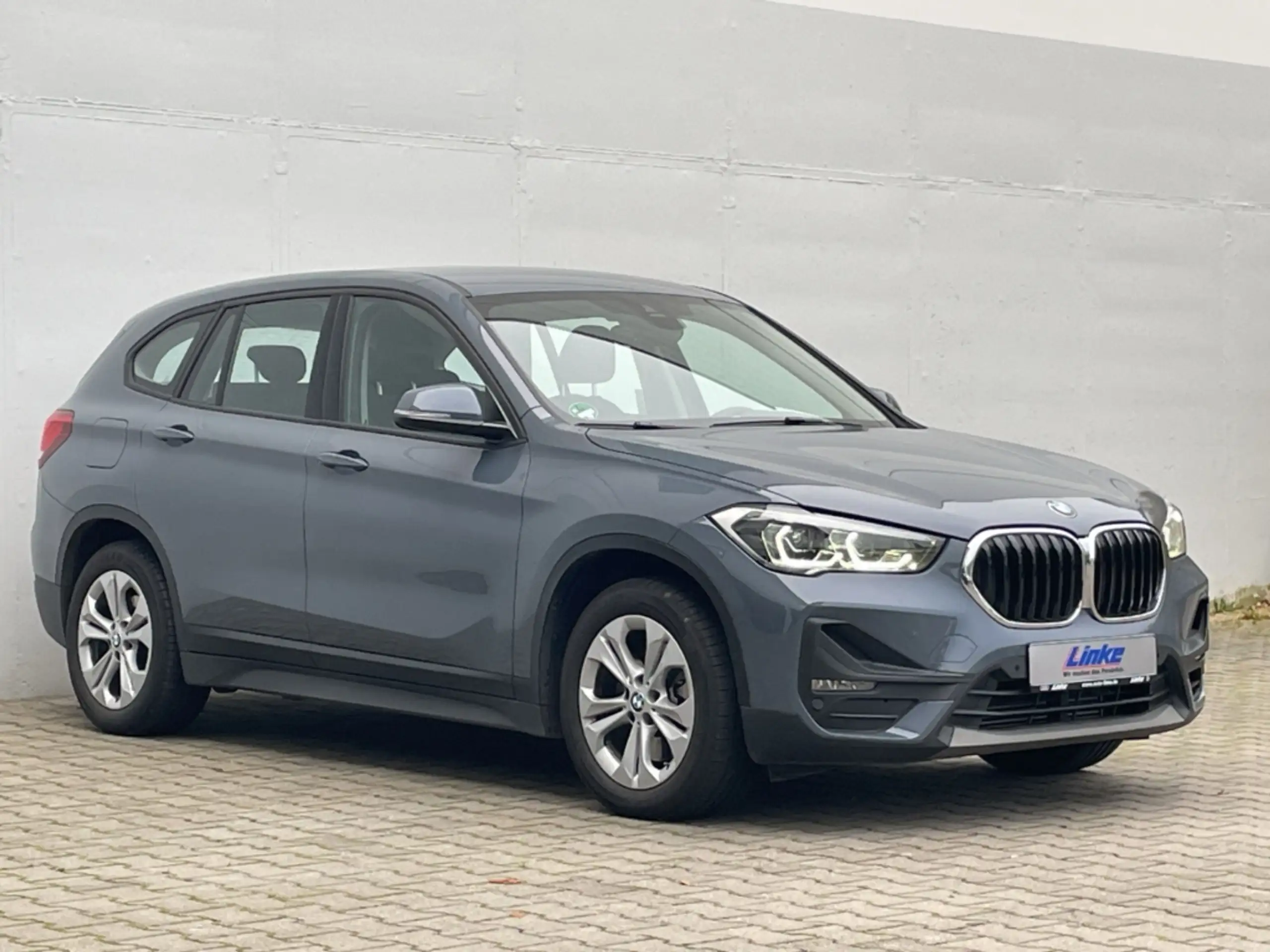 BMW - X1