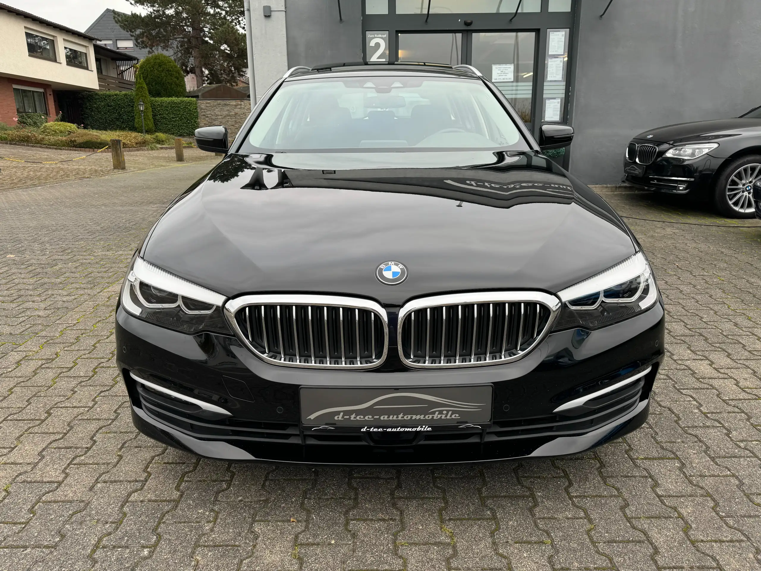 BMW - 530