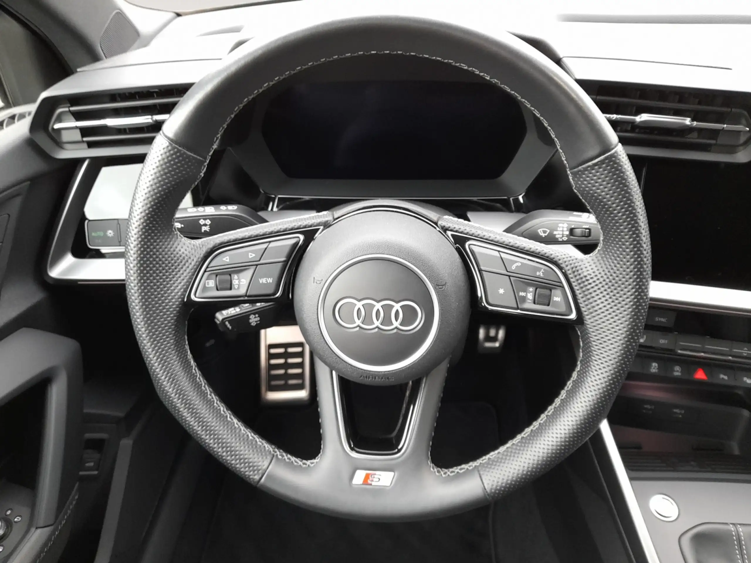 Audi - A3