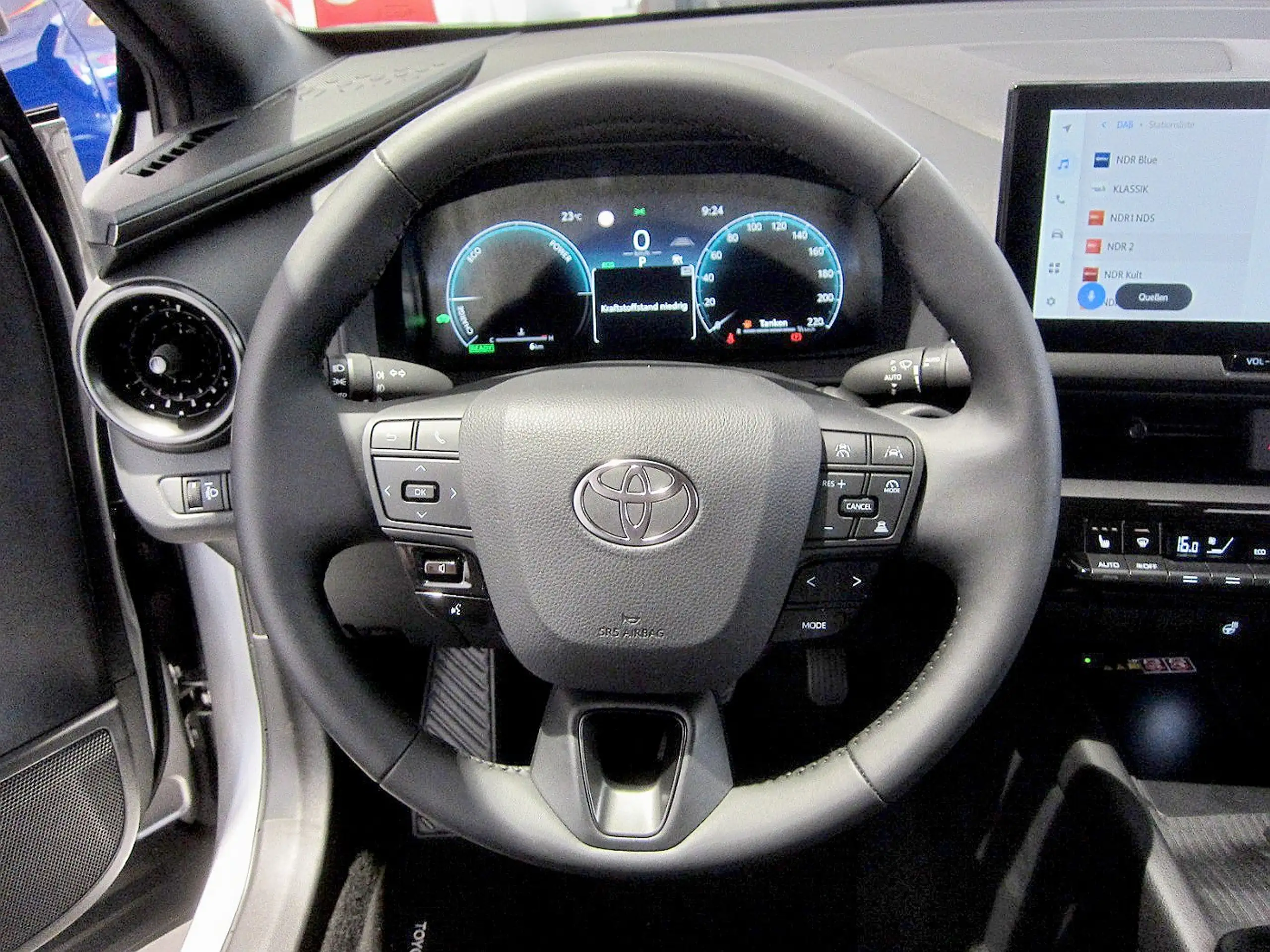 Toyota - C-HR