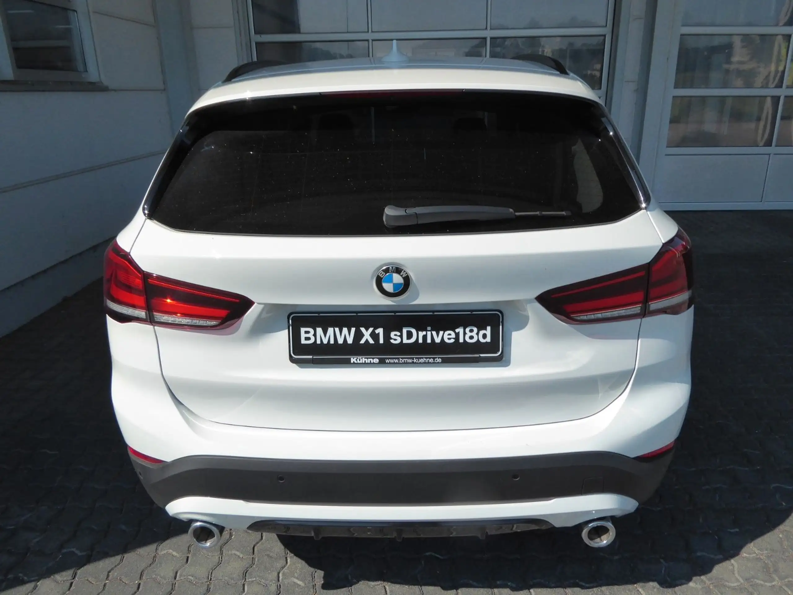 BMW - X1