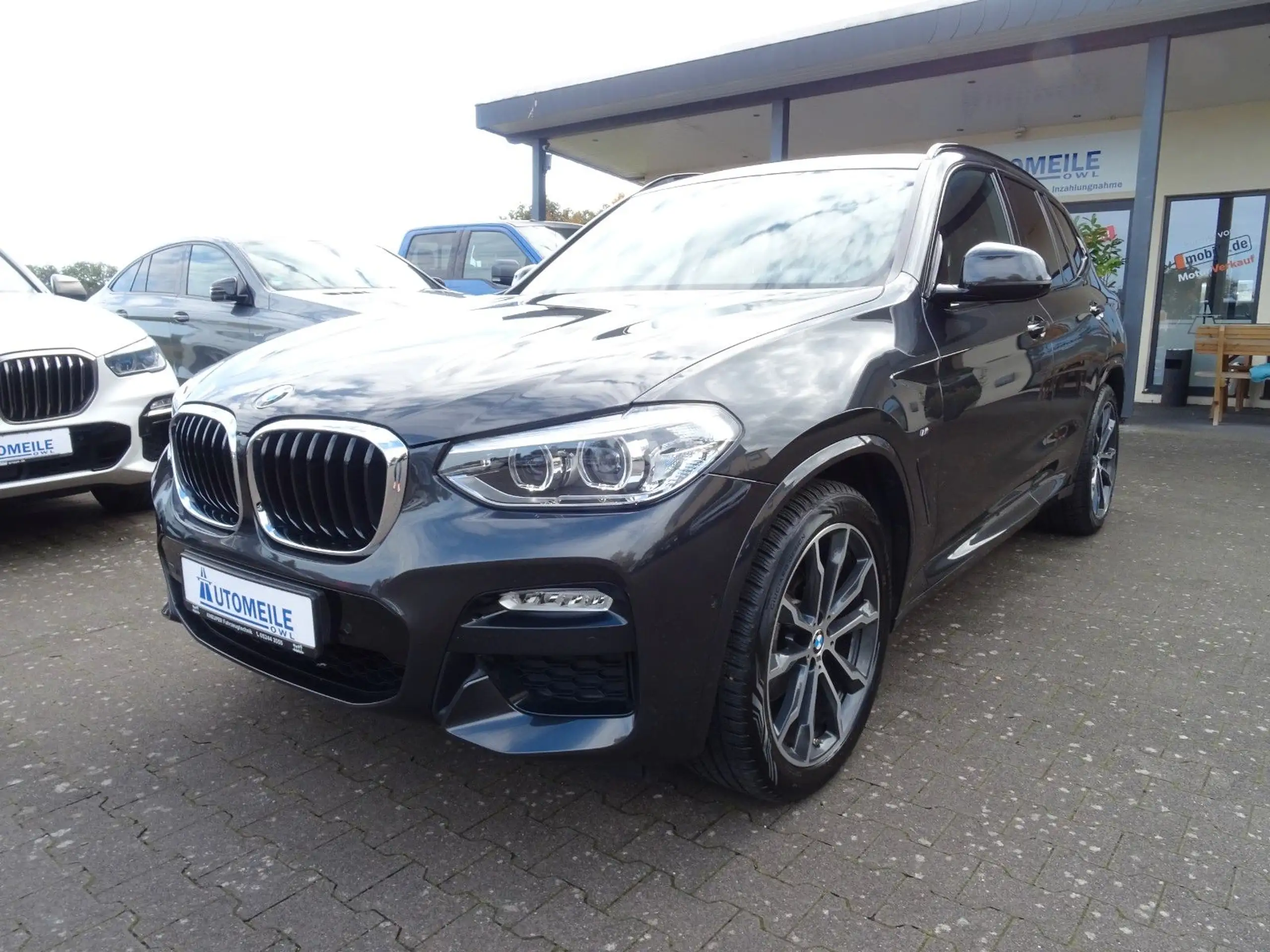 BMW - X3