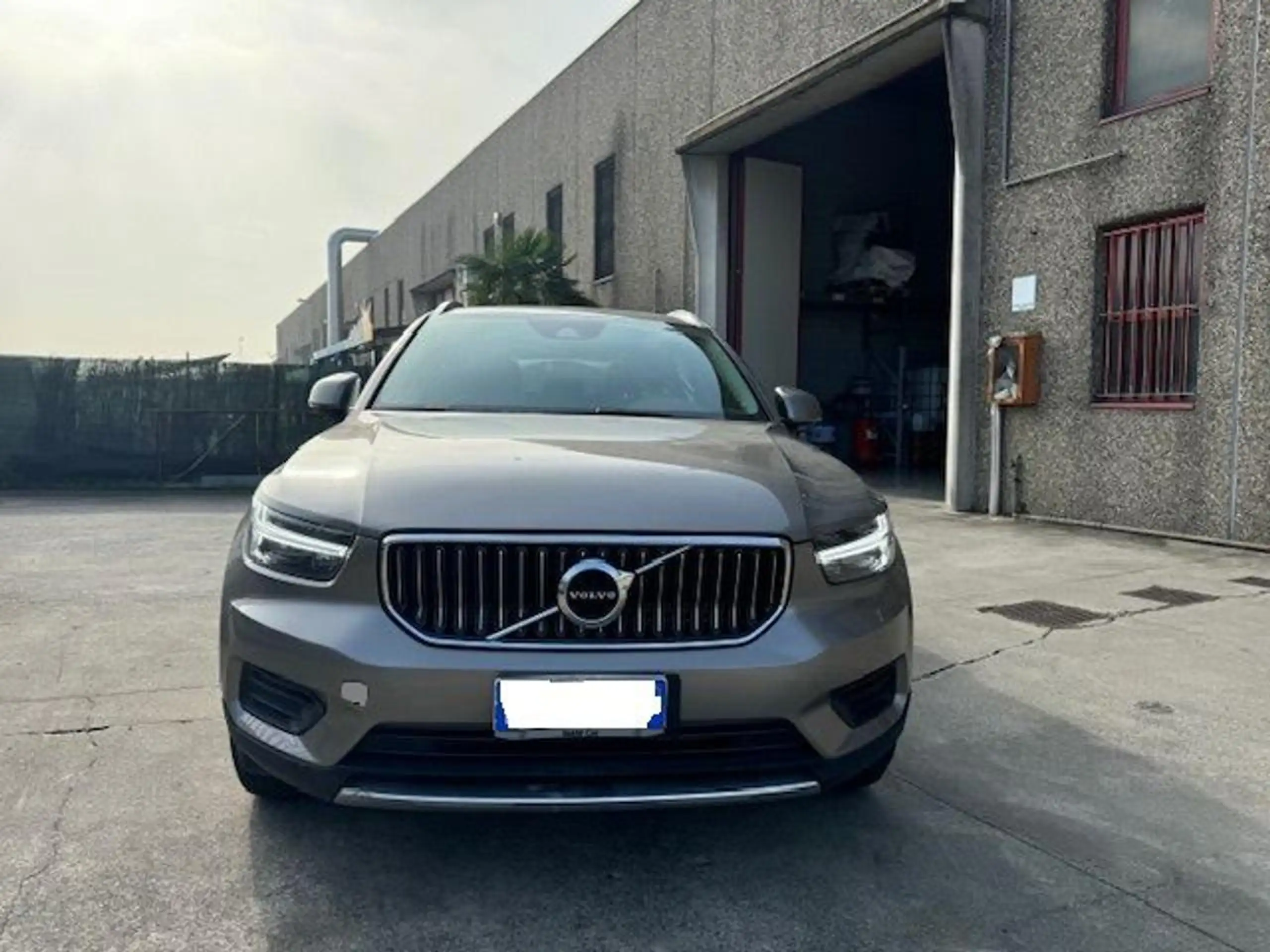 Volvo - XC40