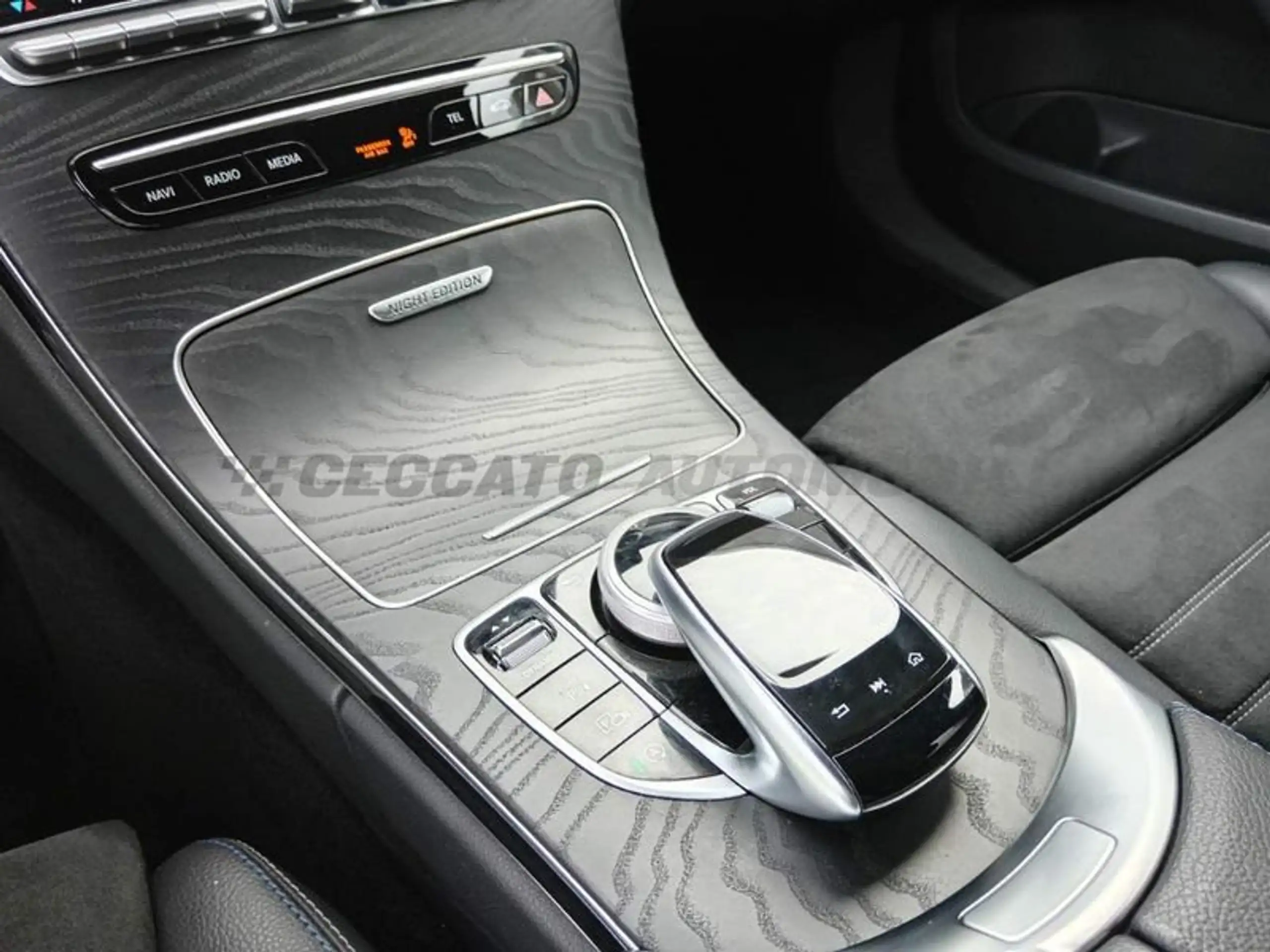 Mercedes-Benz - C 220