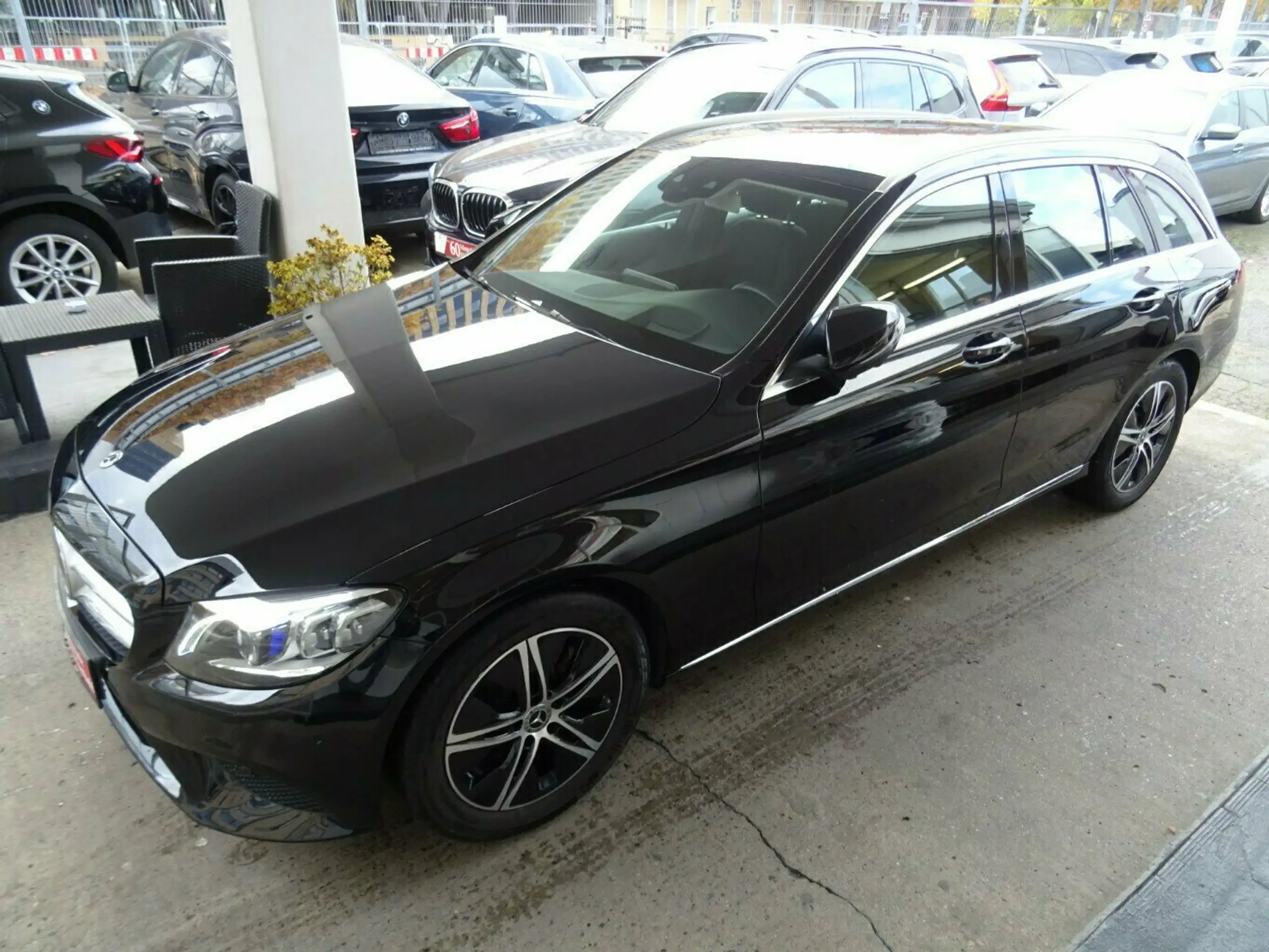 Mercedes-Benz - C 220