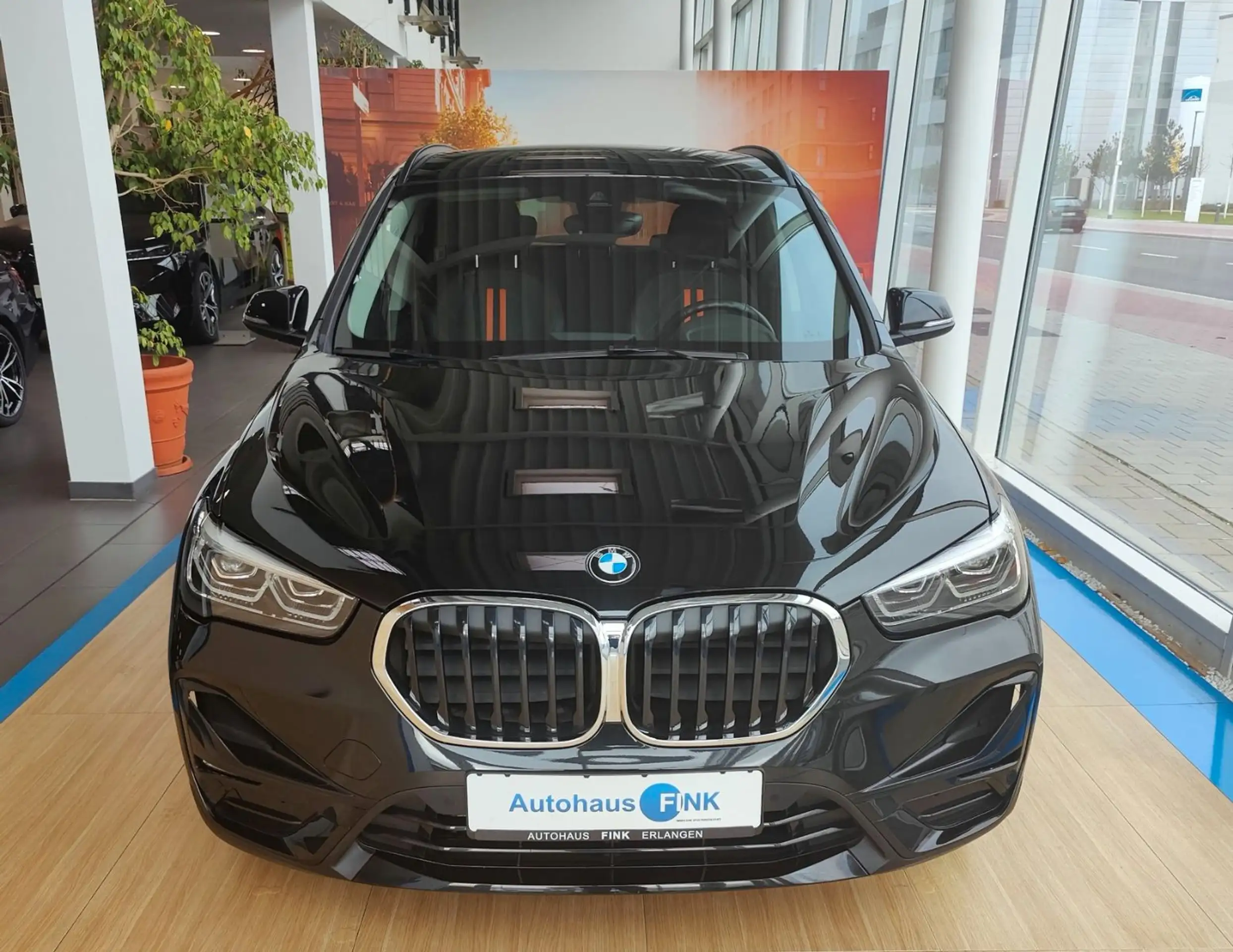 BMW - X1