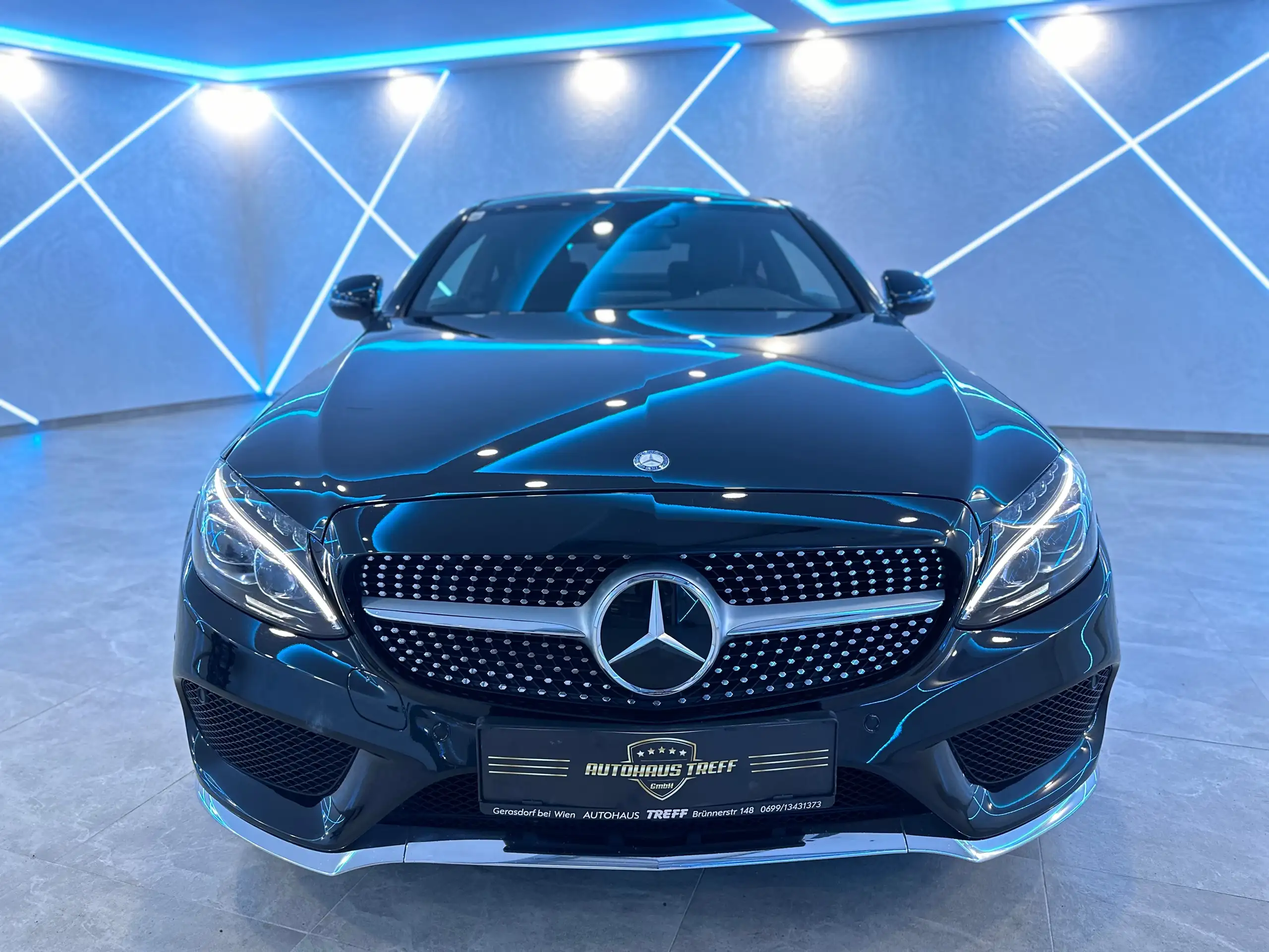 Mercedes-Benz - C 220