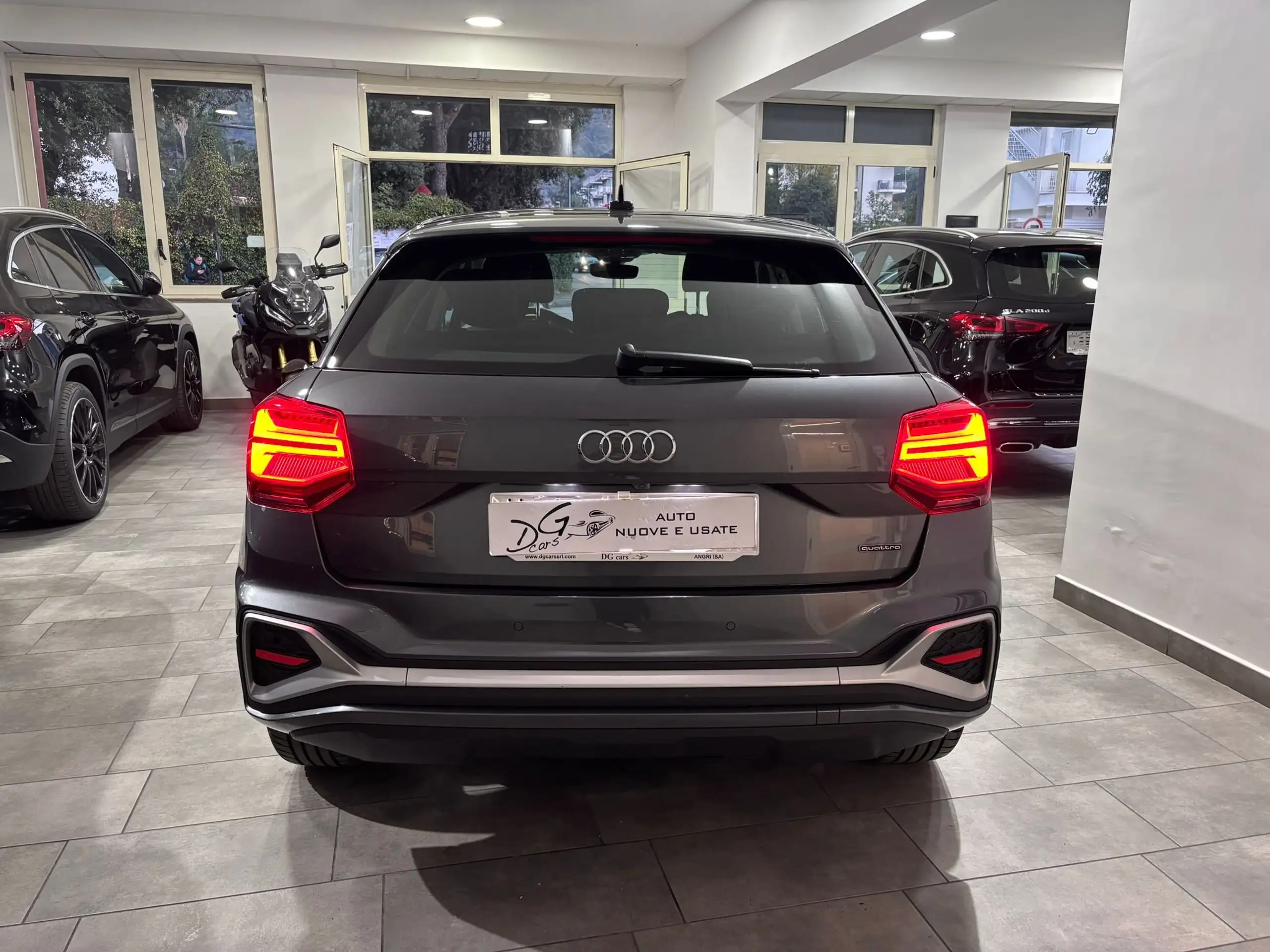 Audi - Q2