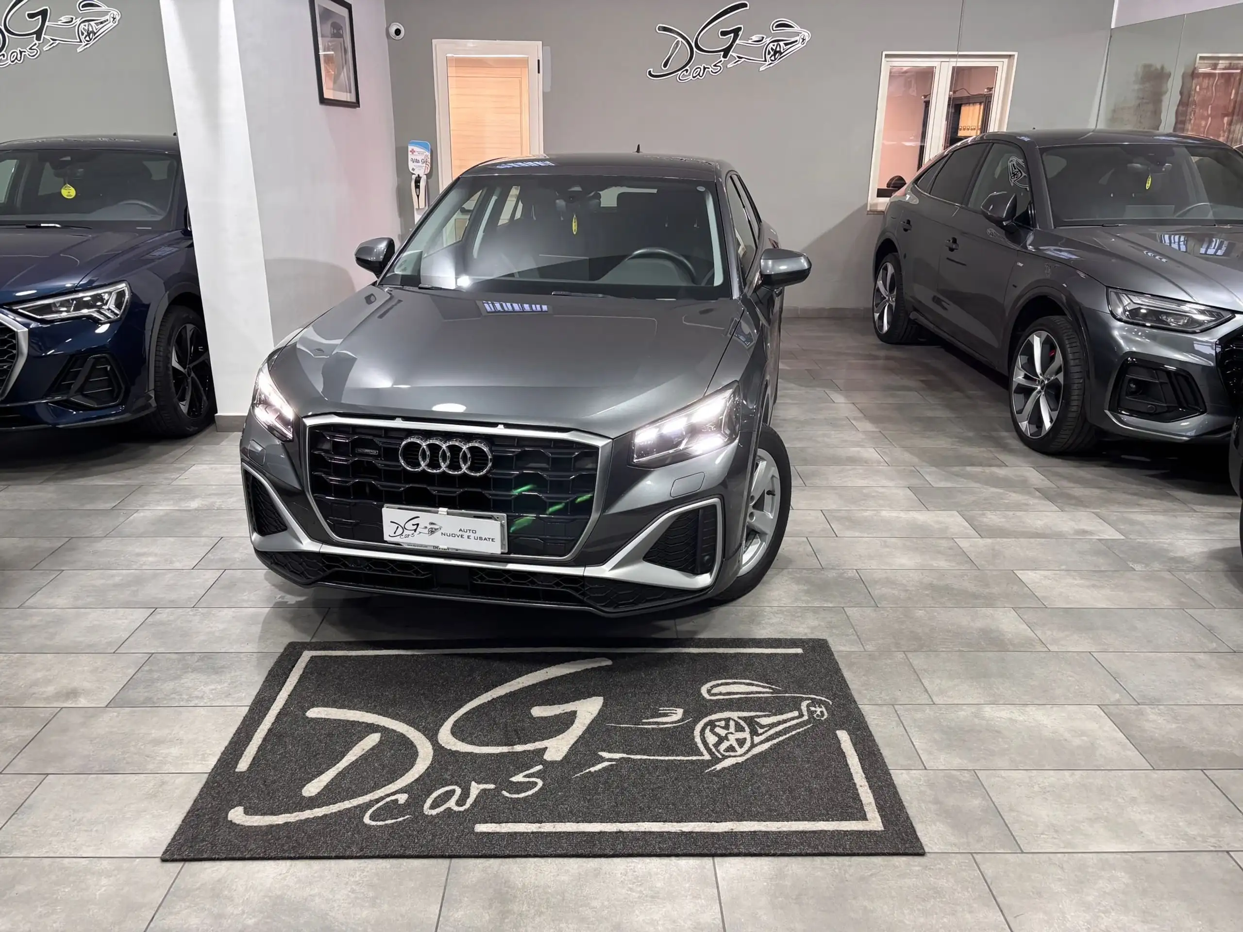 Audi - Q2