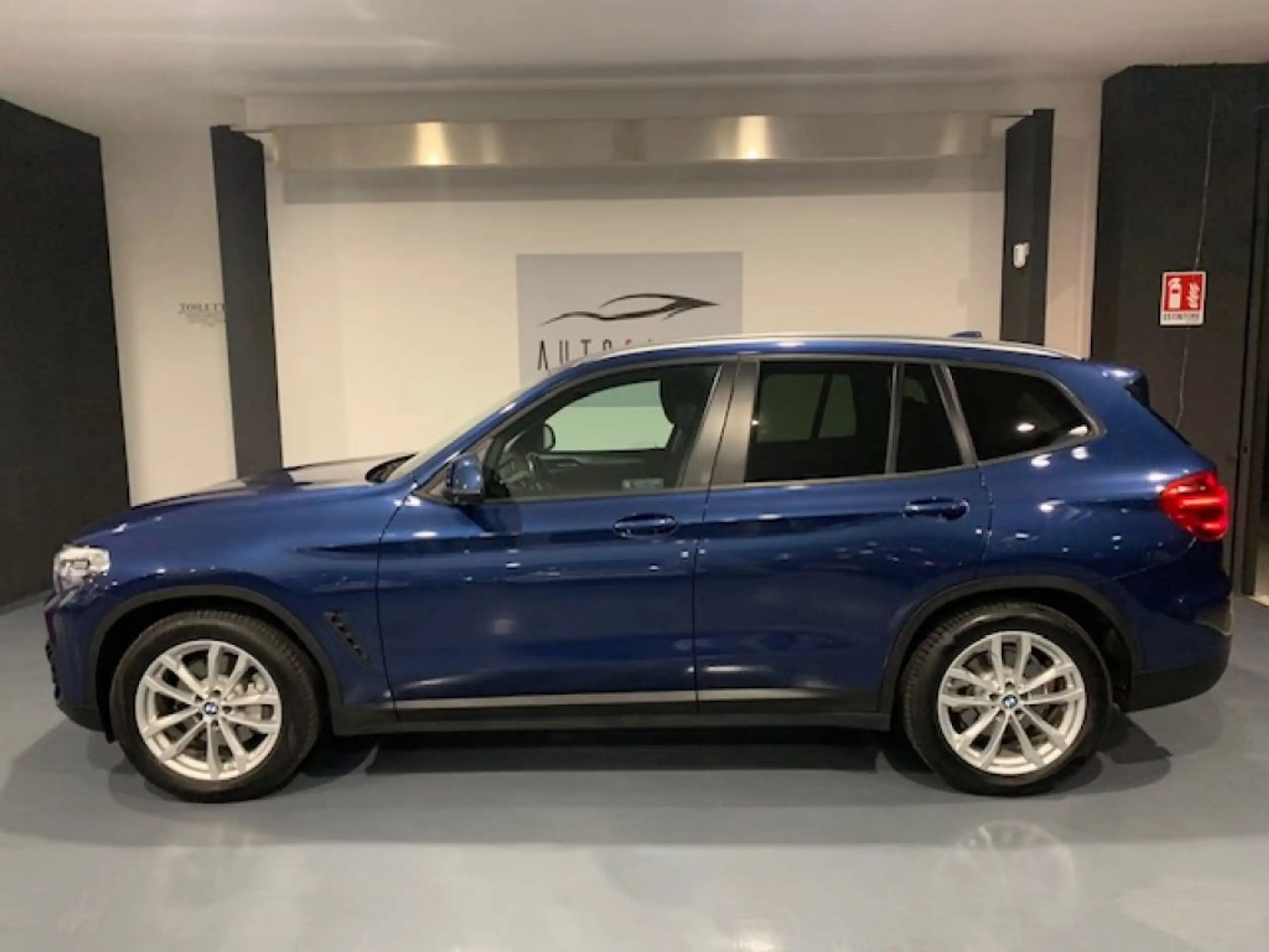 BMW - X3