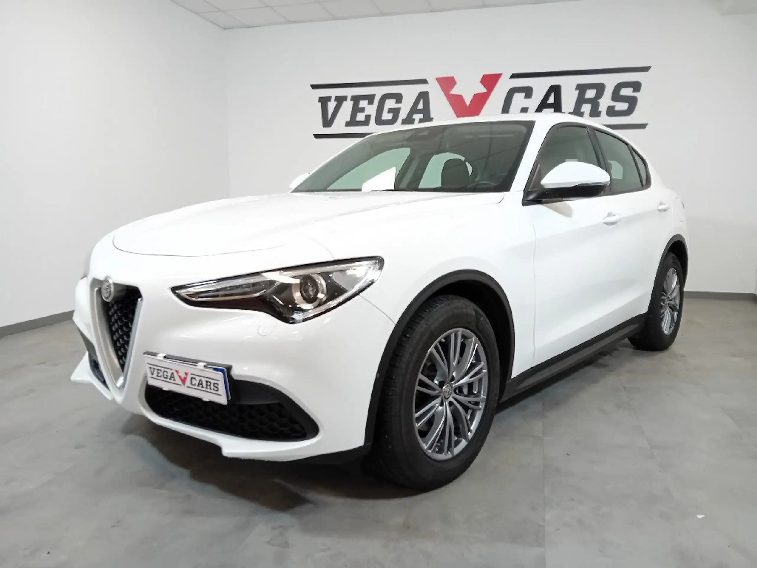 Alfa Romeo Stelvio 2021