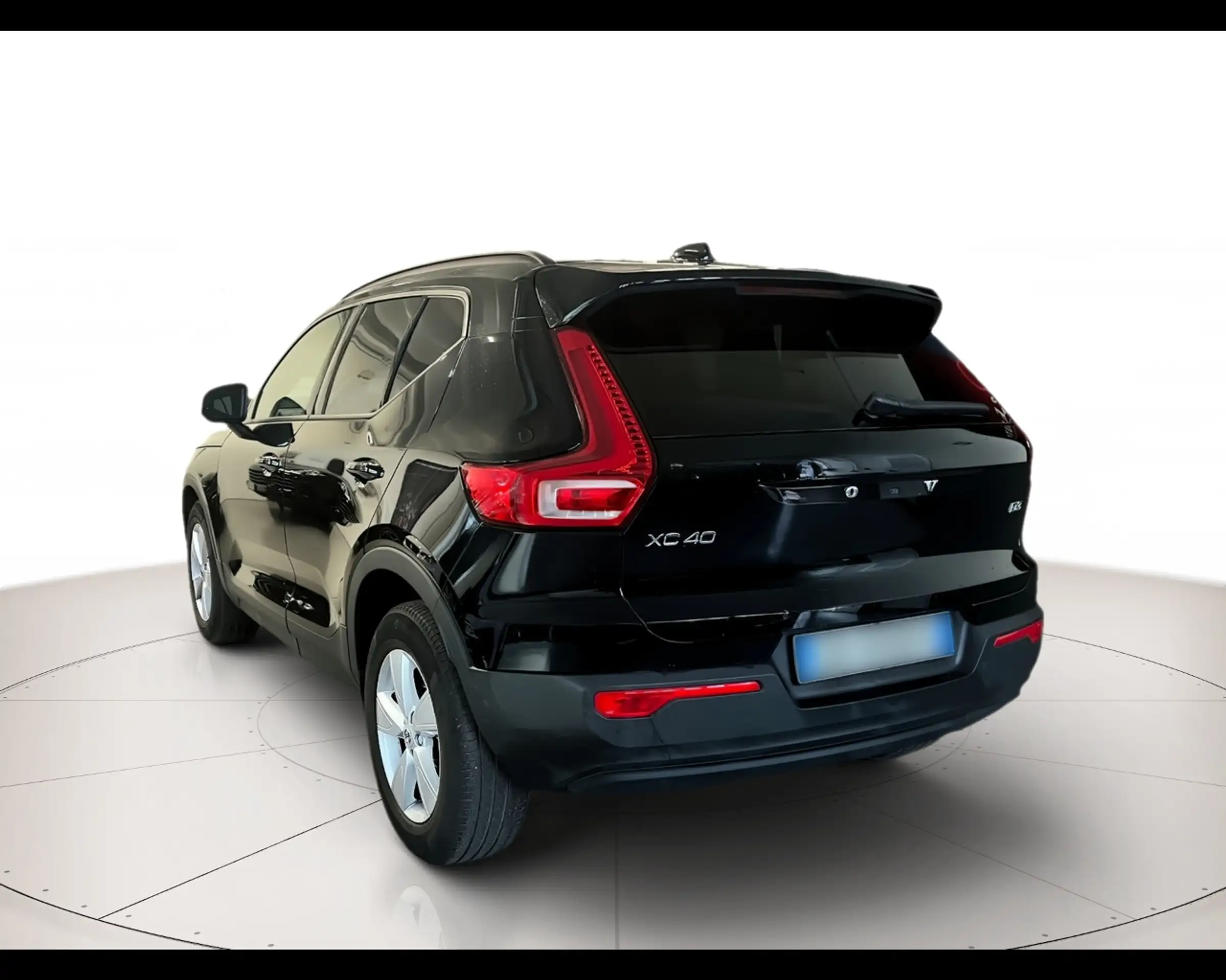 Volvo - XC40