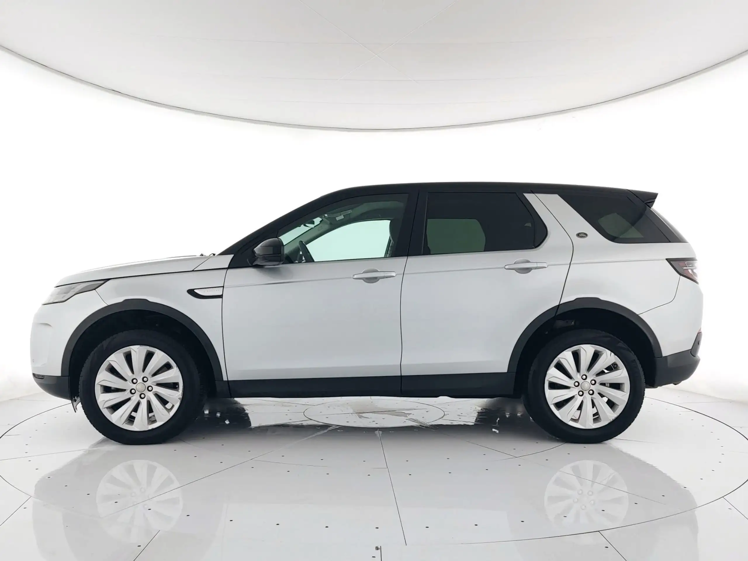 Land Rover - Discovery Sport