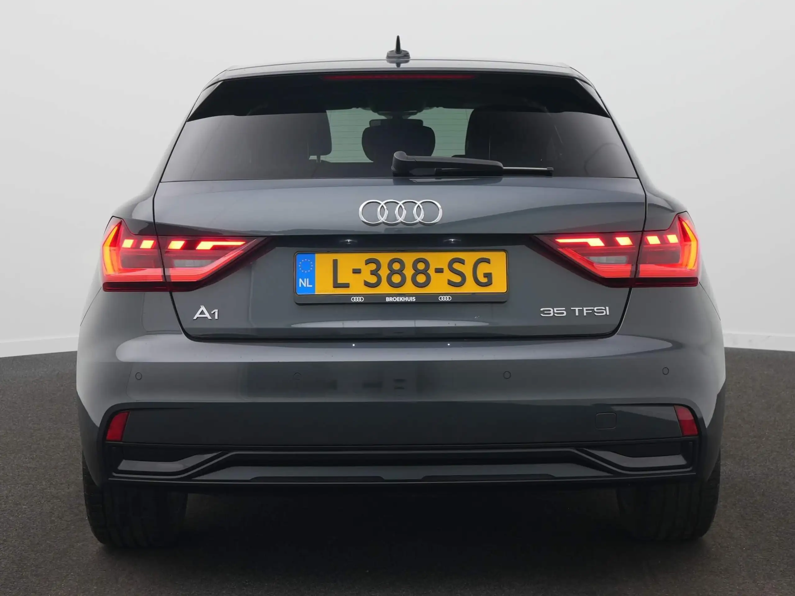 Audi - A1