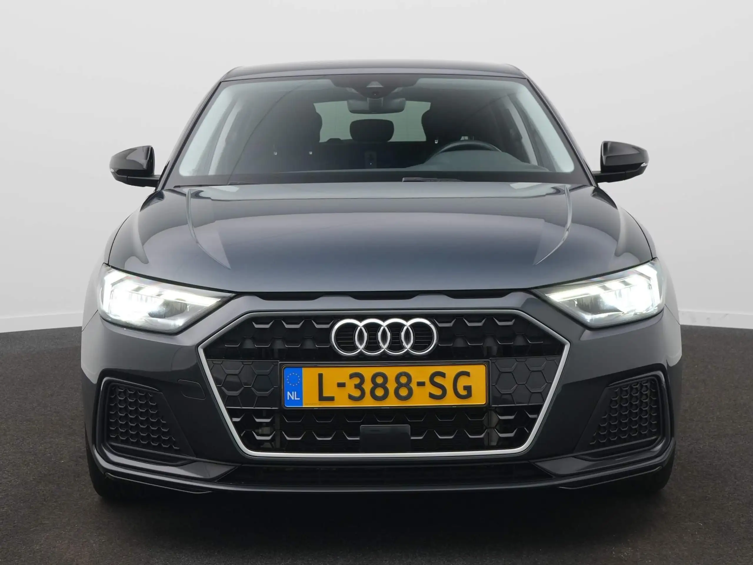 Audi - A1