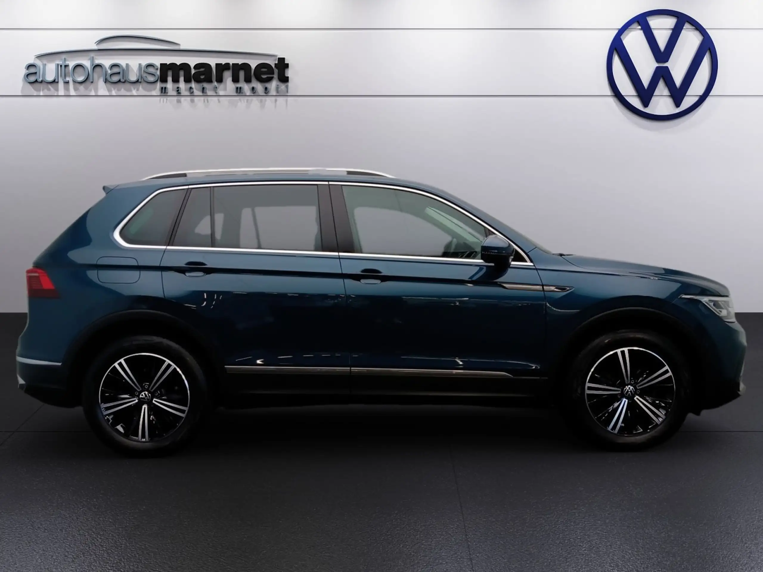 Volkswagen - Tiguan