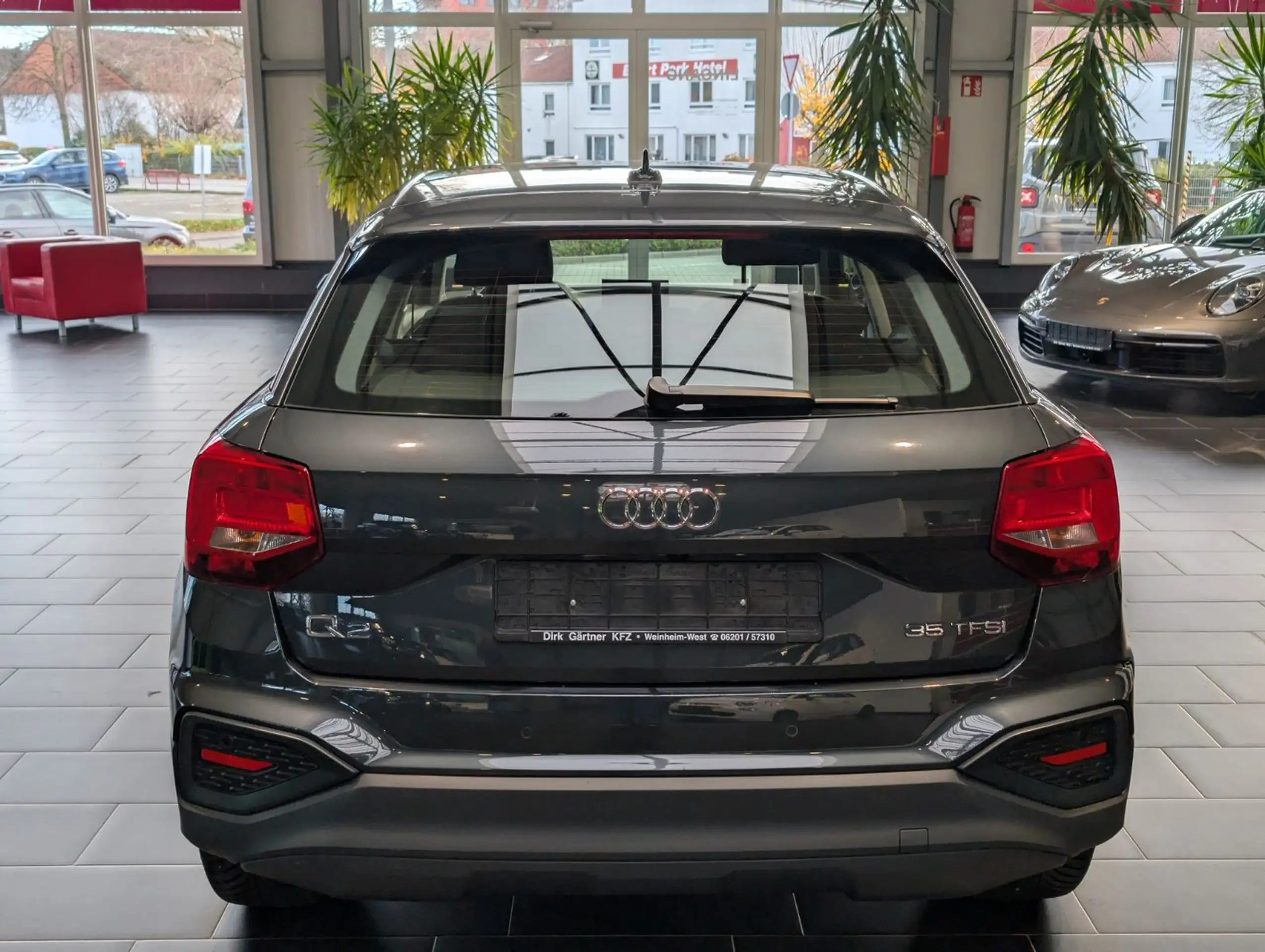 Audi - Q2