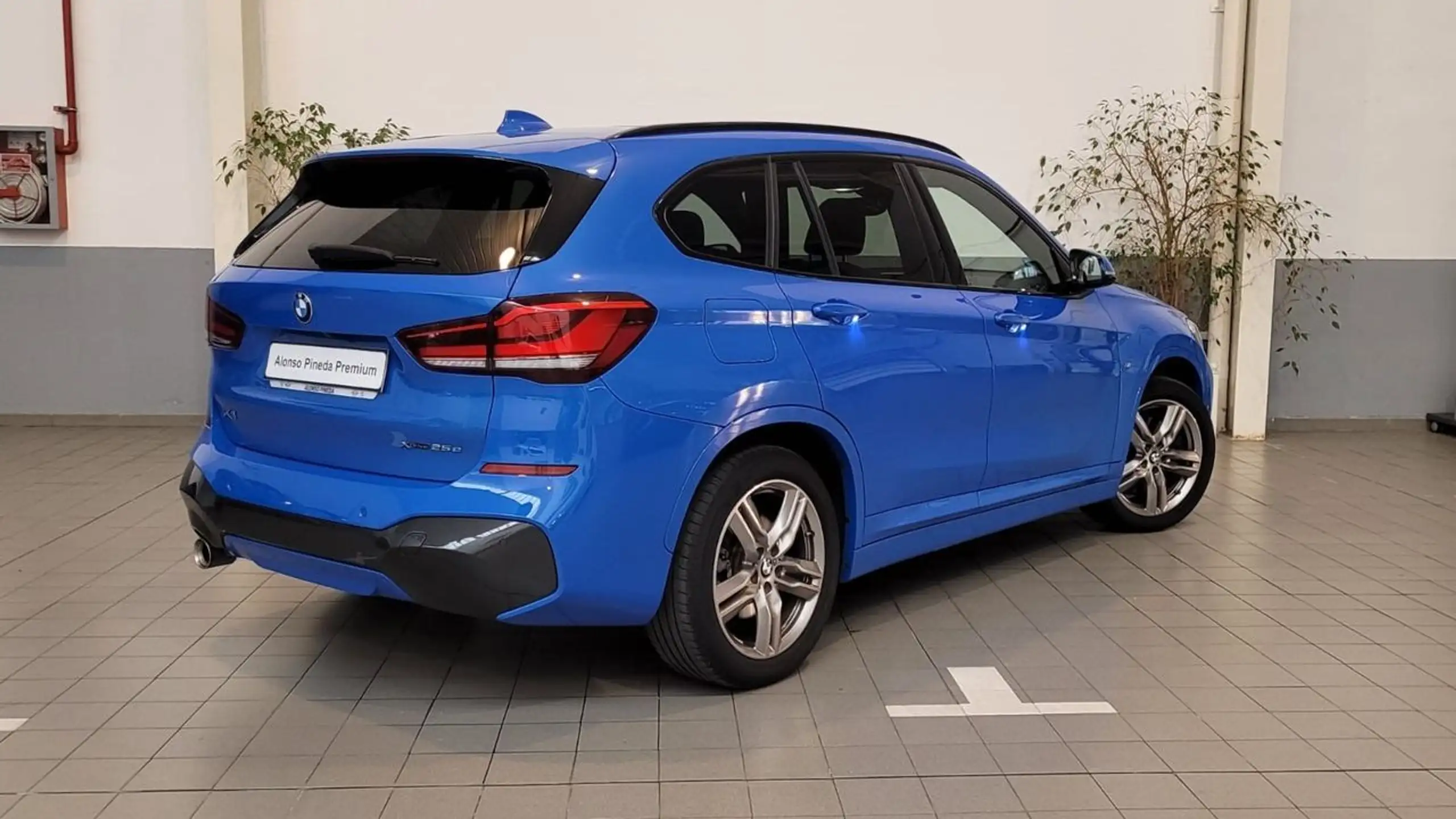 BMW - X1