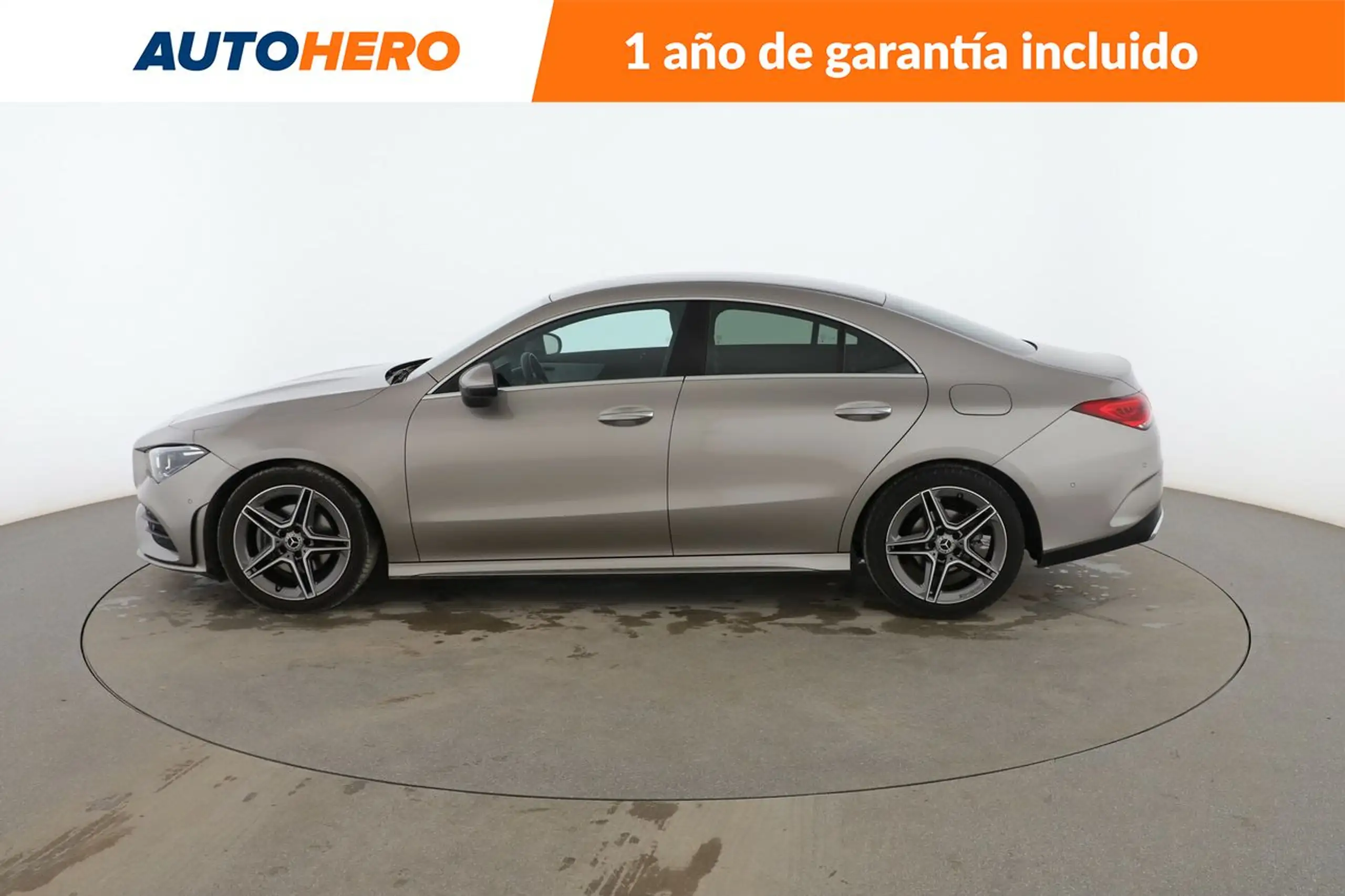 Mercedes-Benz - CLA 180