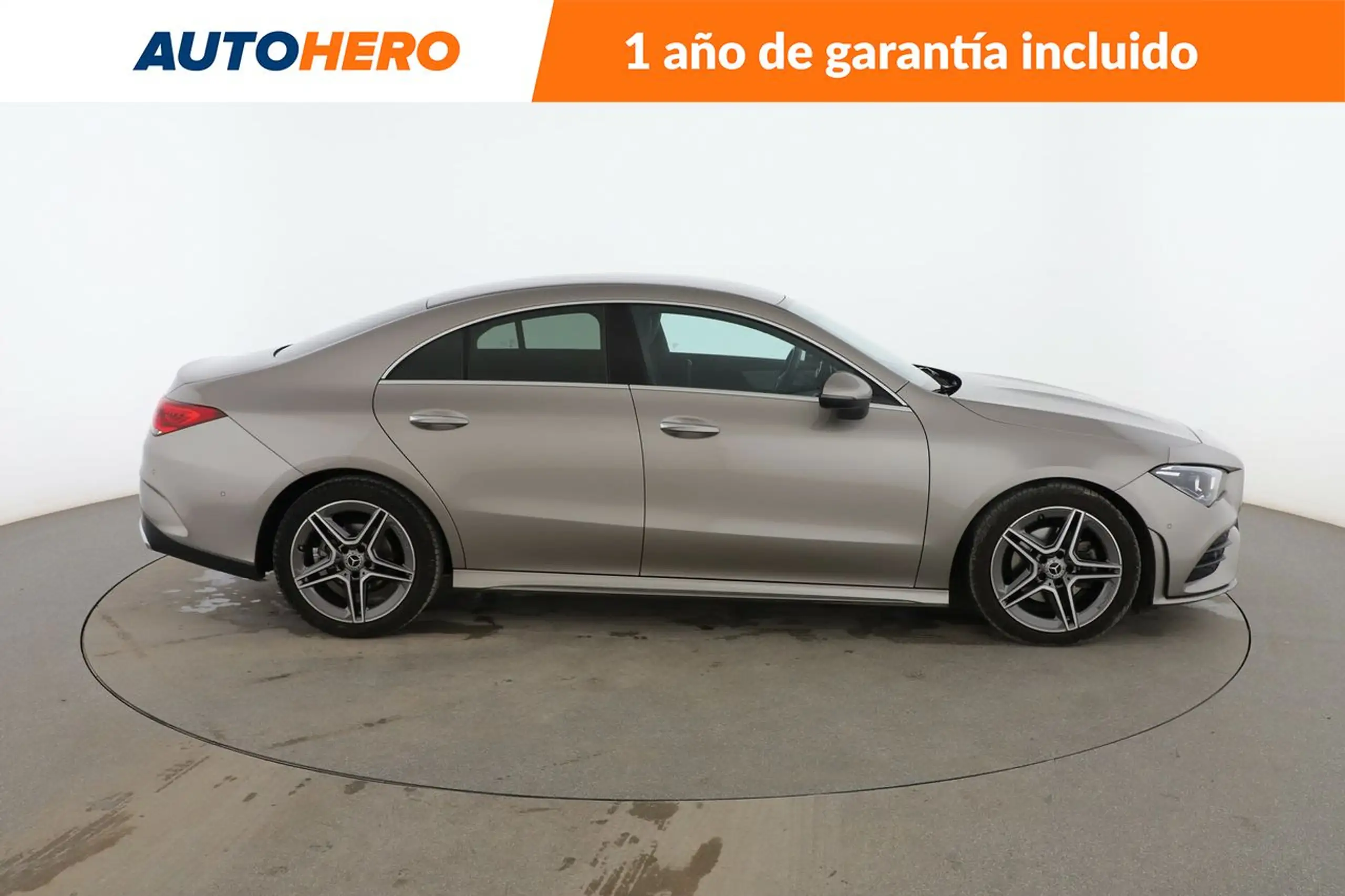 Mercedes-Benz - CLA 180