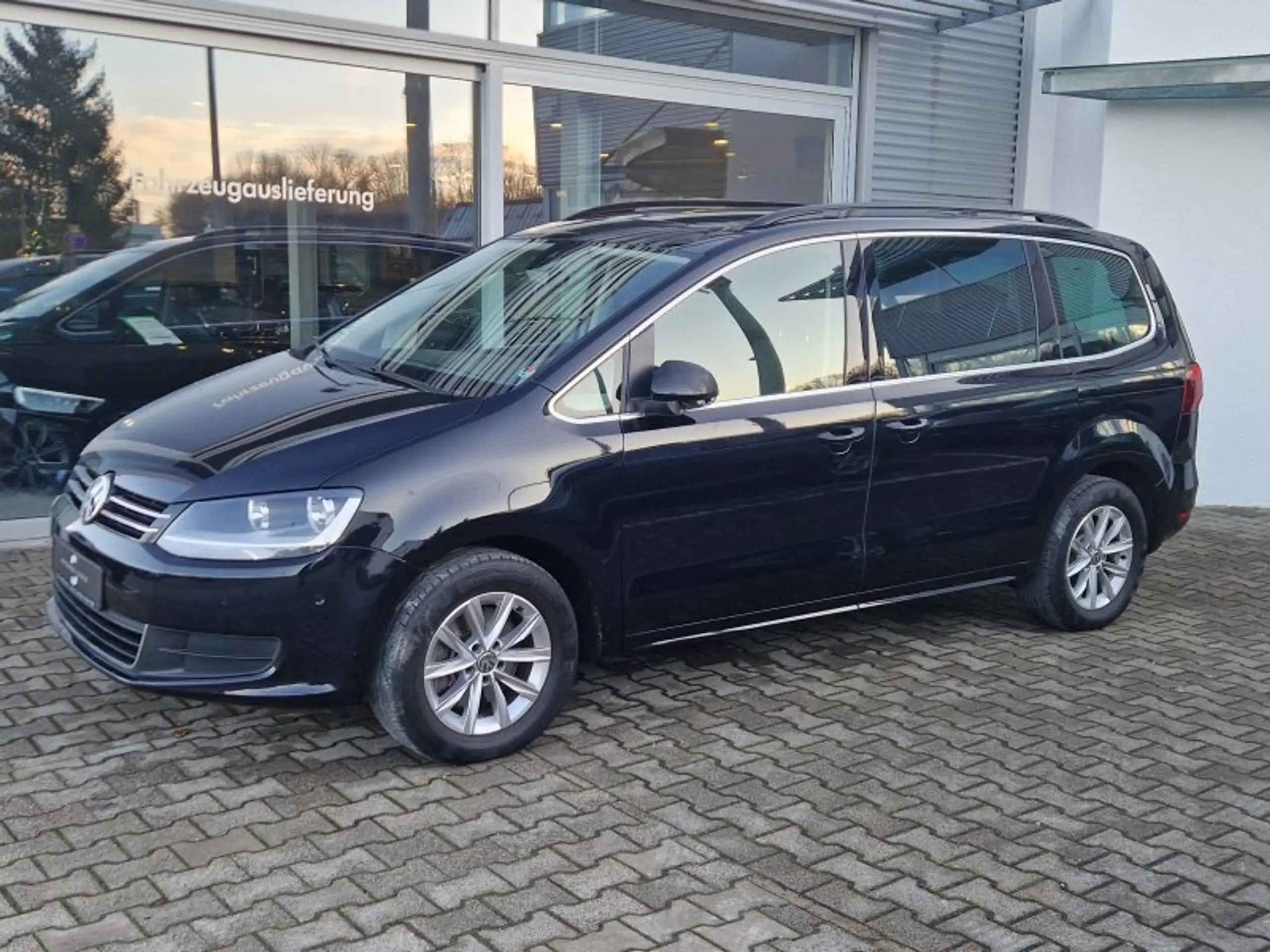 Volkswagen - Sharan