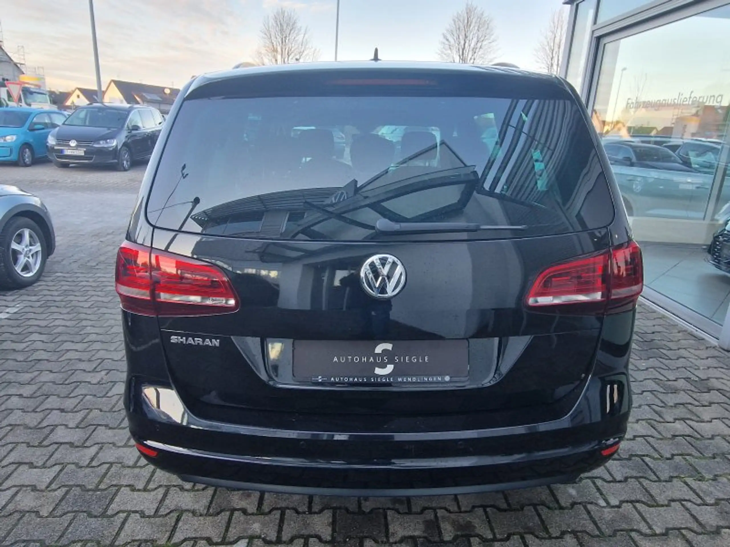 Volkswagen - Sharan