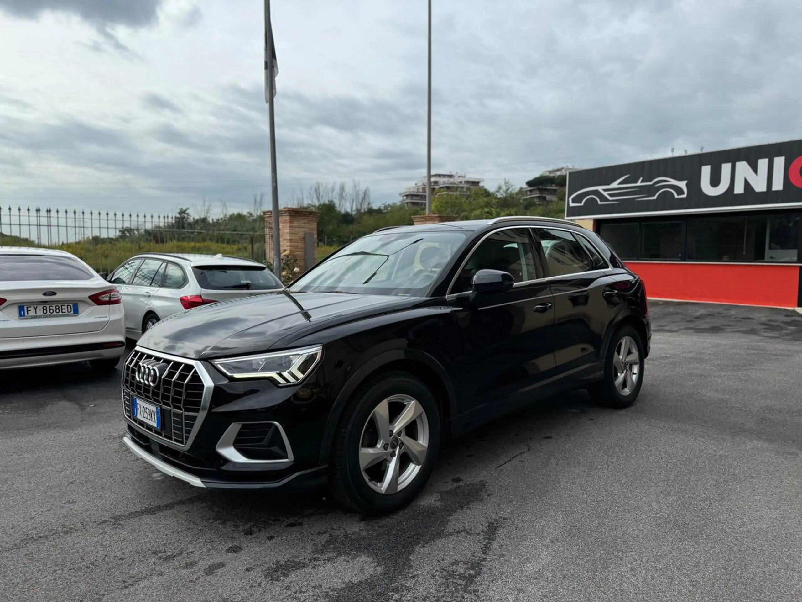 Audi - Q3