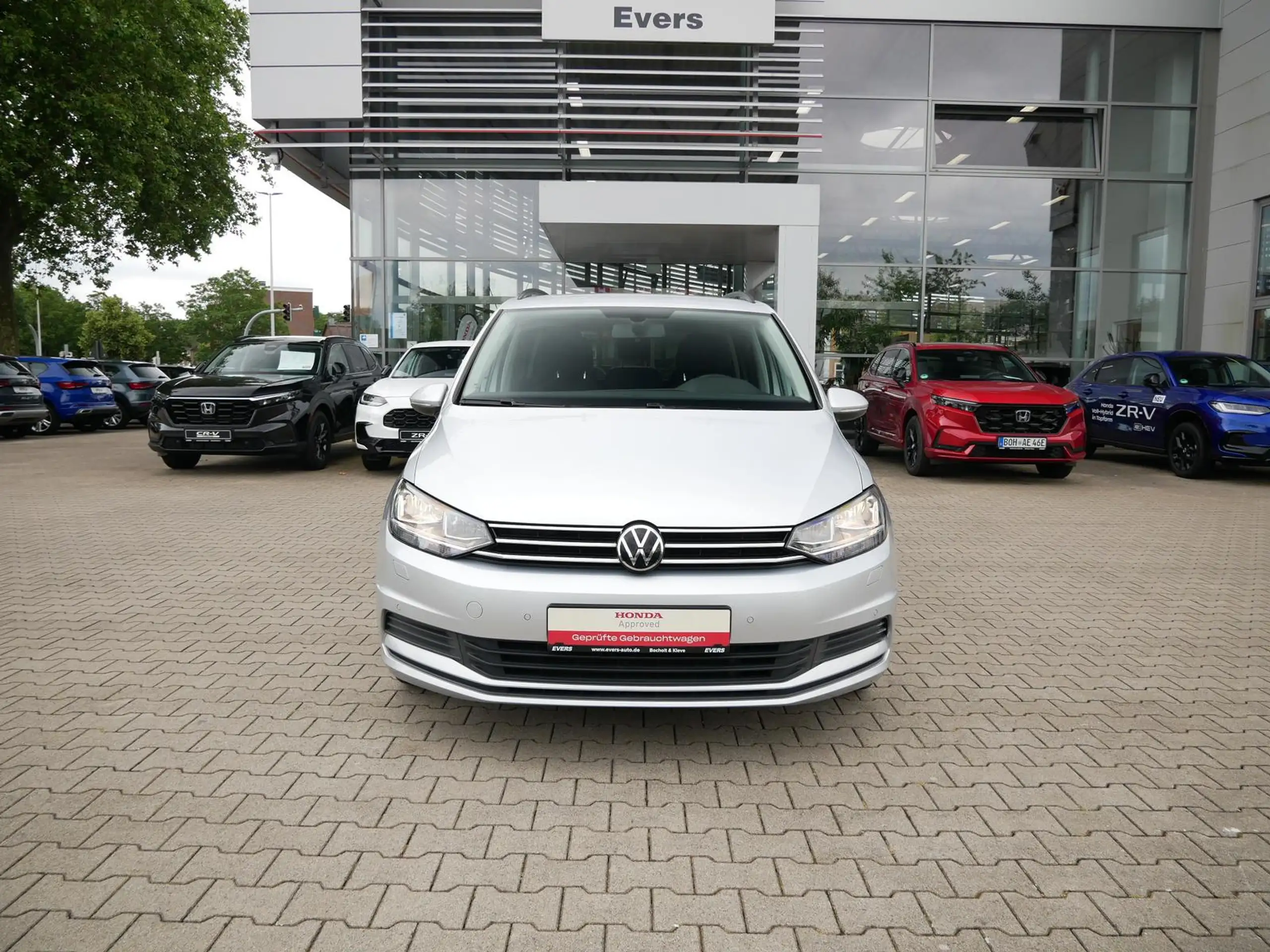 Volkswagen - Touran