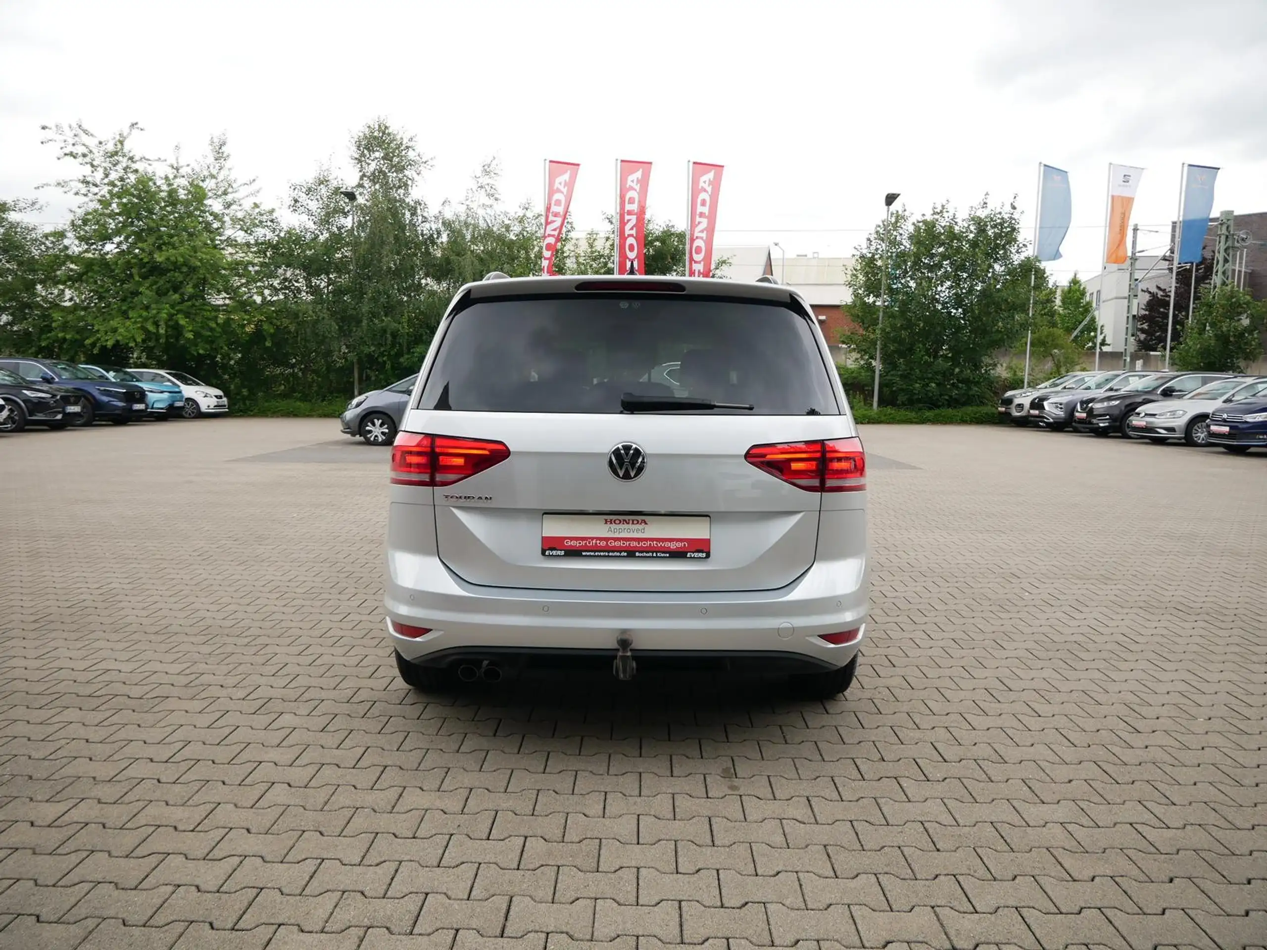 Volkswagen - Touran