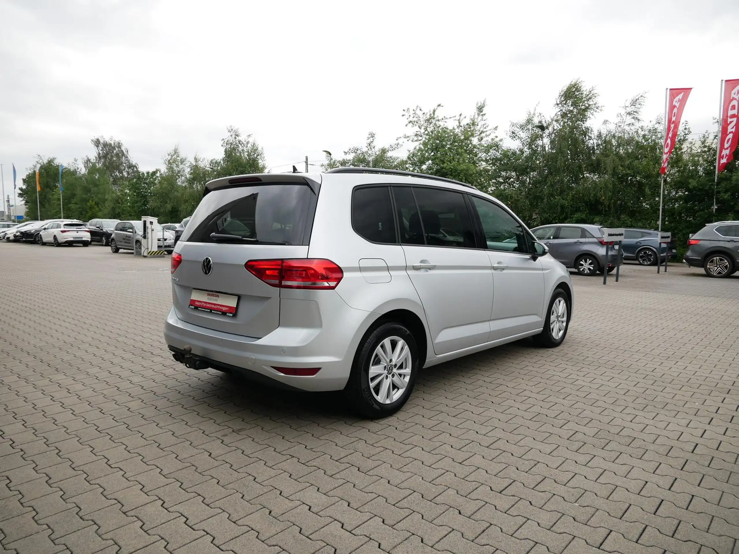 Volkswagen - Touran