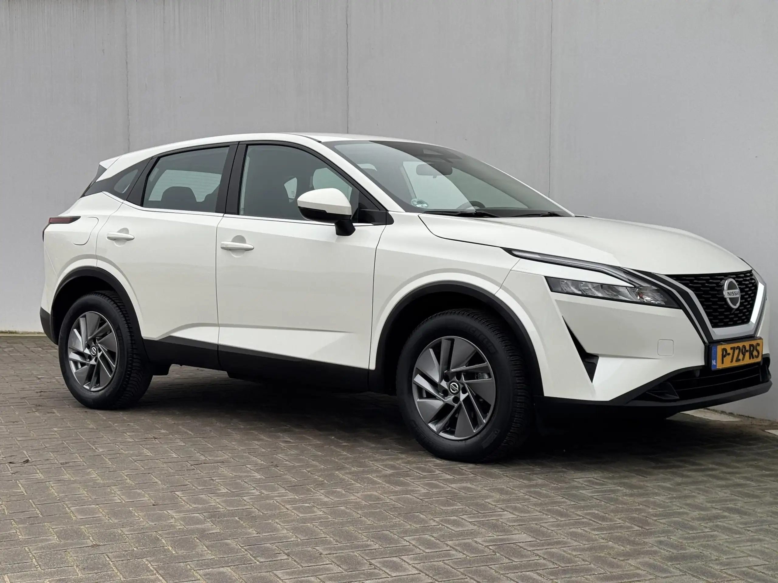 Nissan - Qashqai