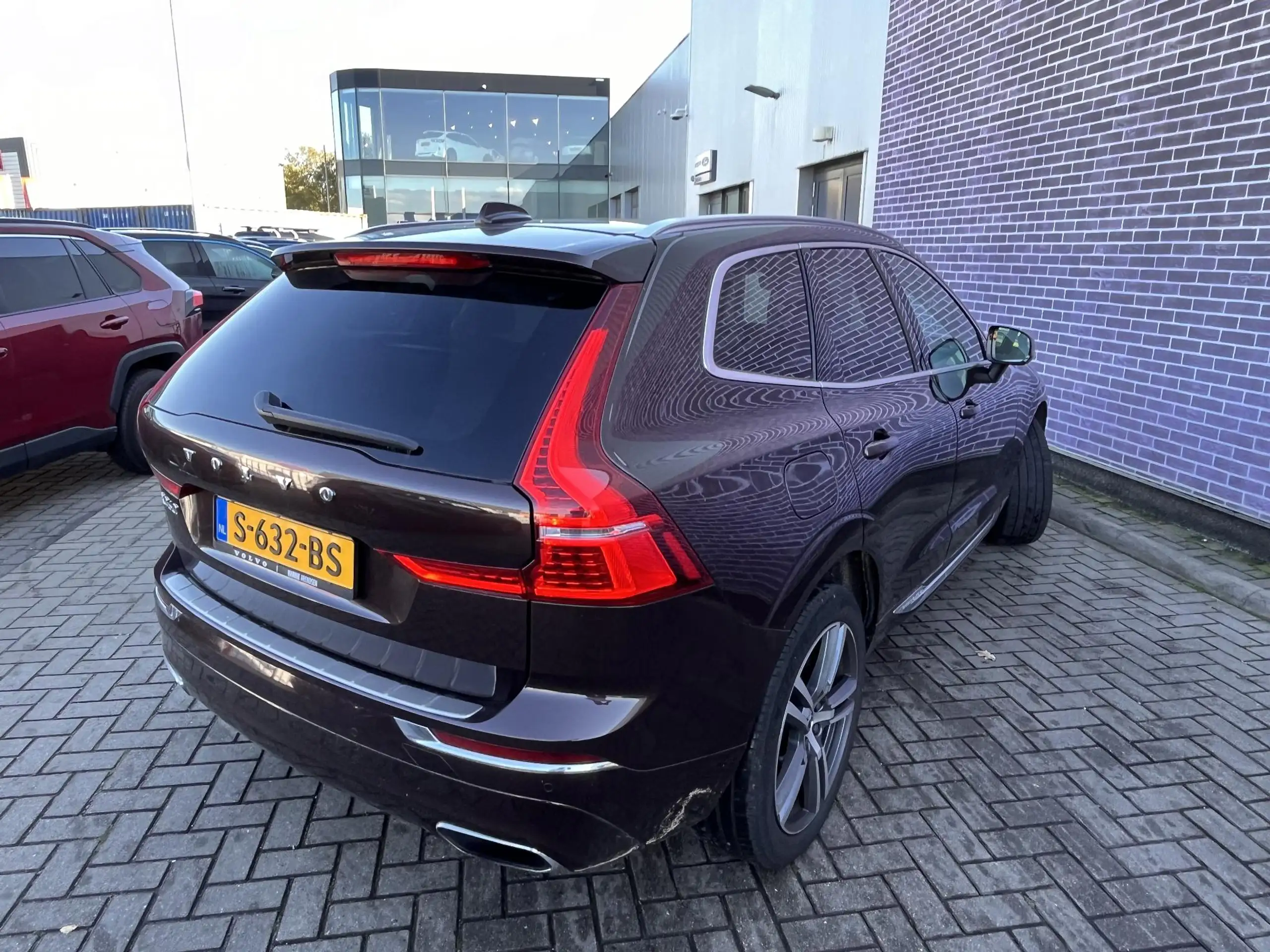 Volvo - XC60