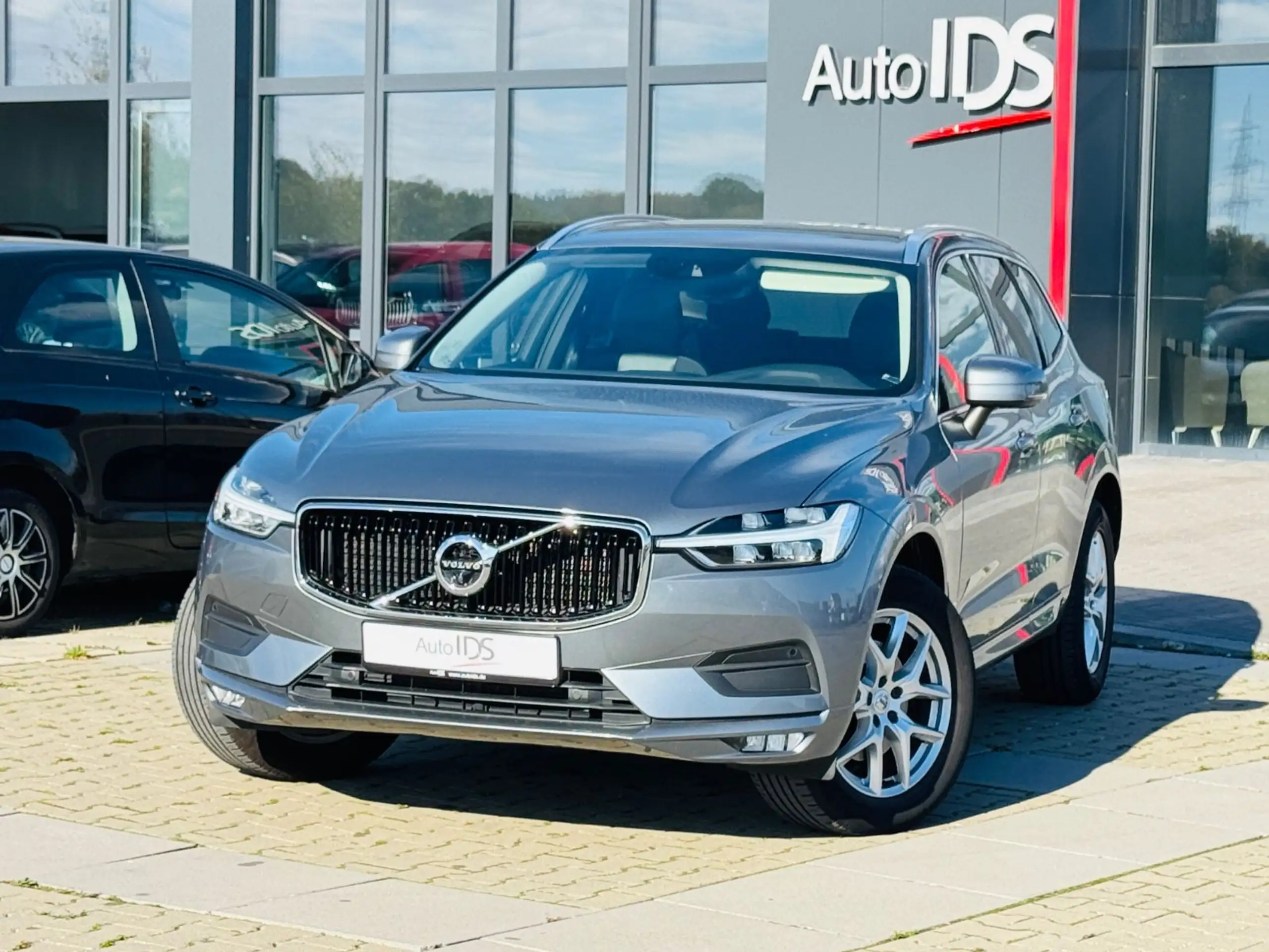 Volvo - XC60