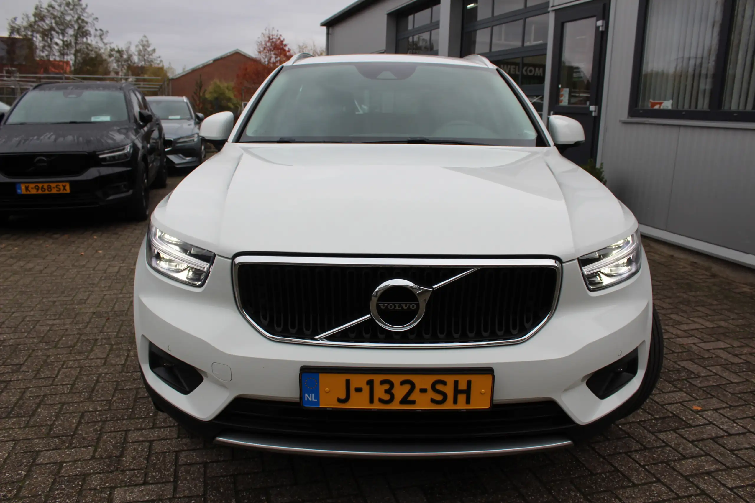 Volvo - XC40