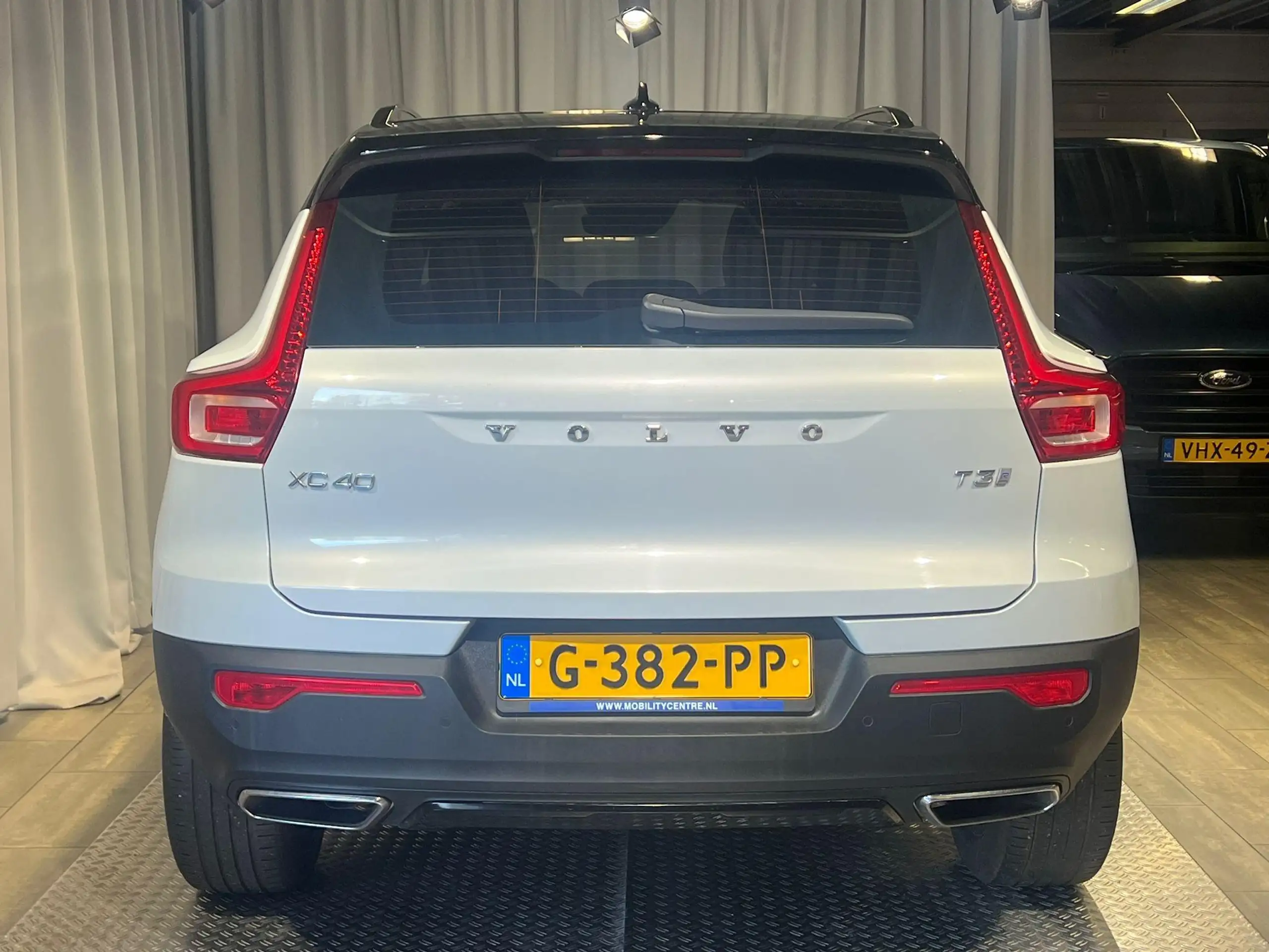 Volvo - XC40