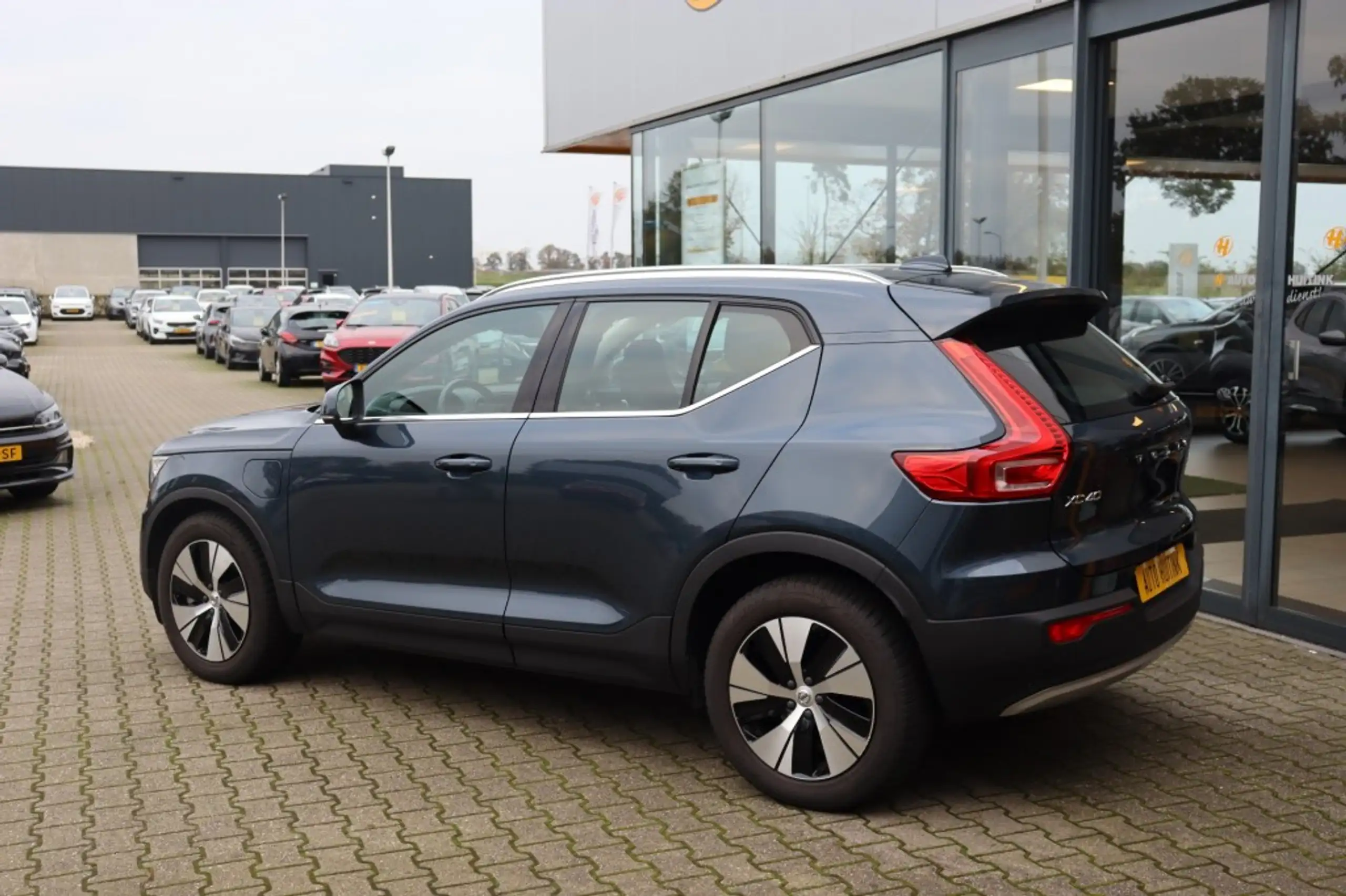 Volvo - XC40