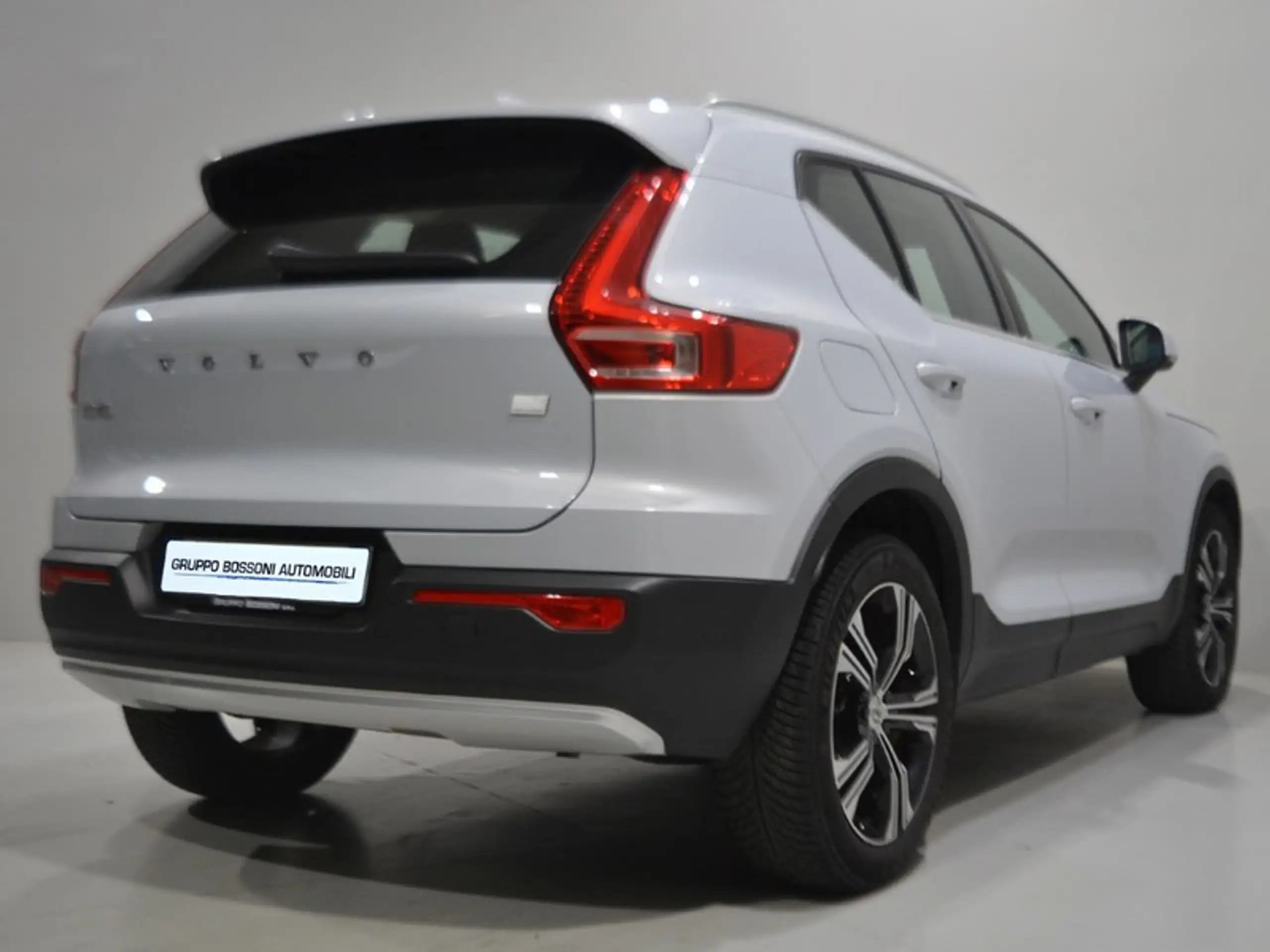 Volvo - XC40