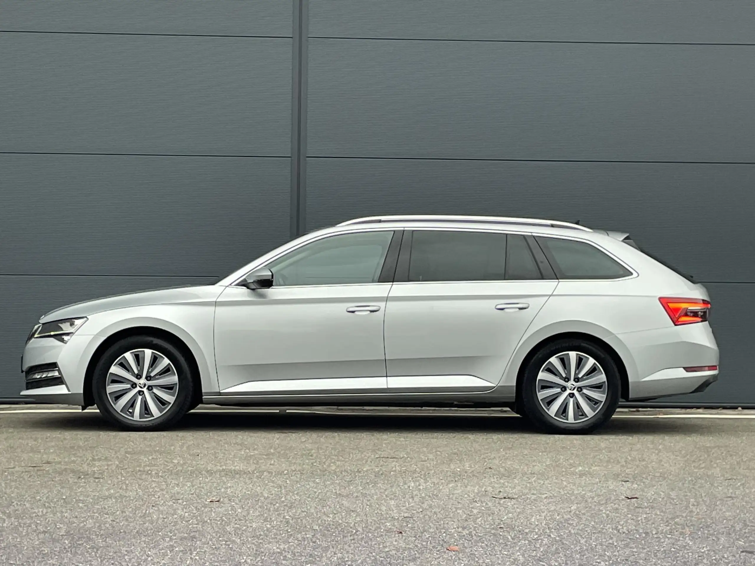 Skoda - Superb