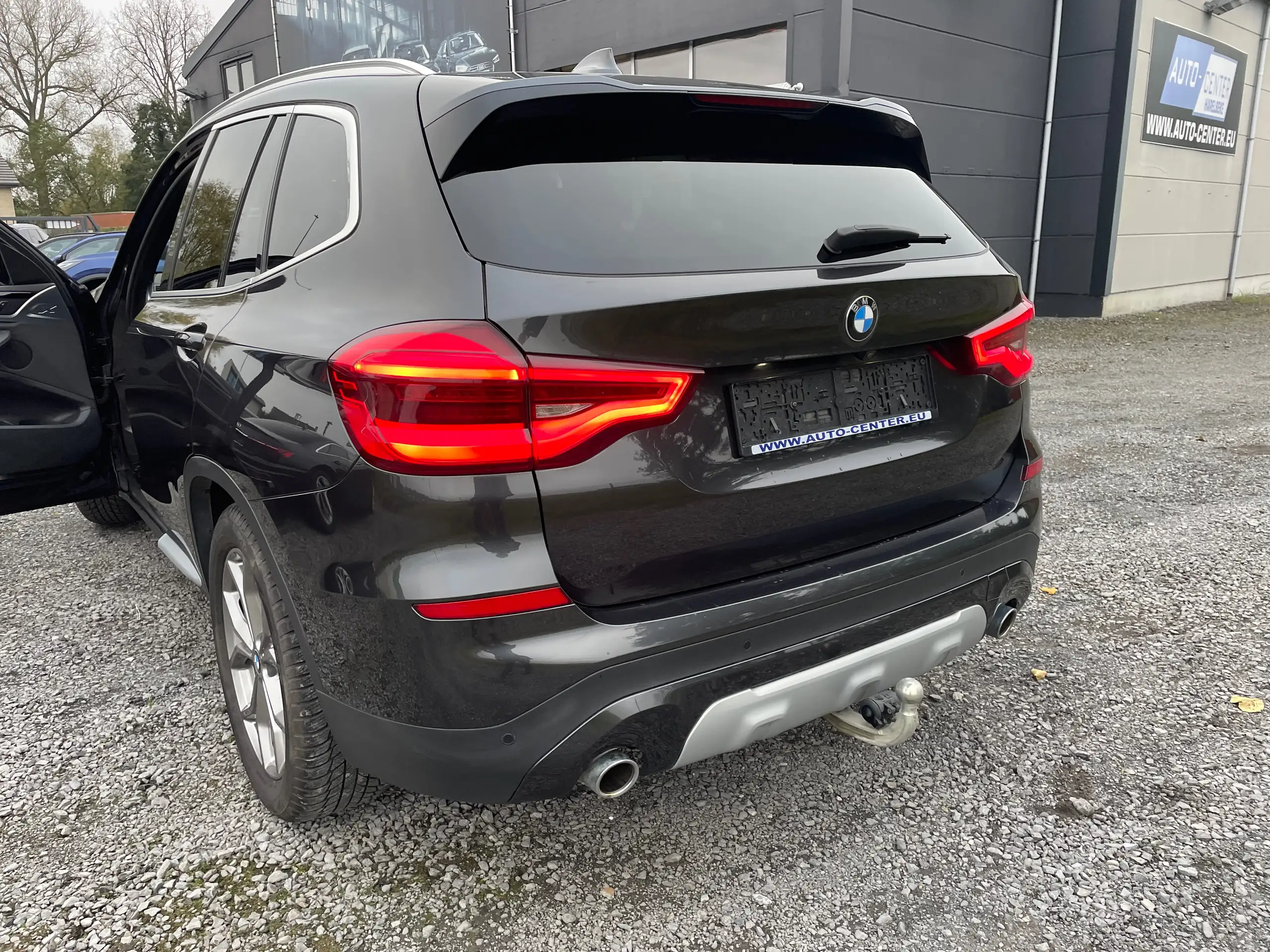 BMW - X3