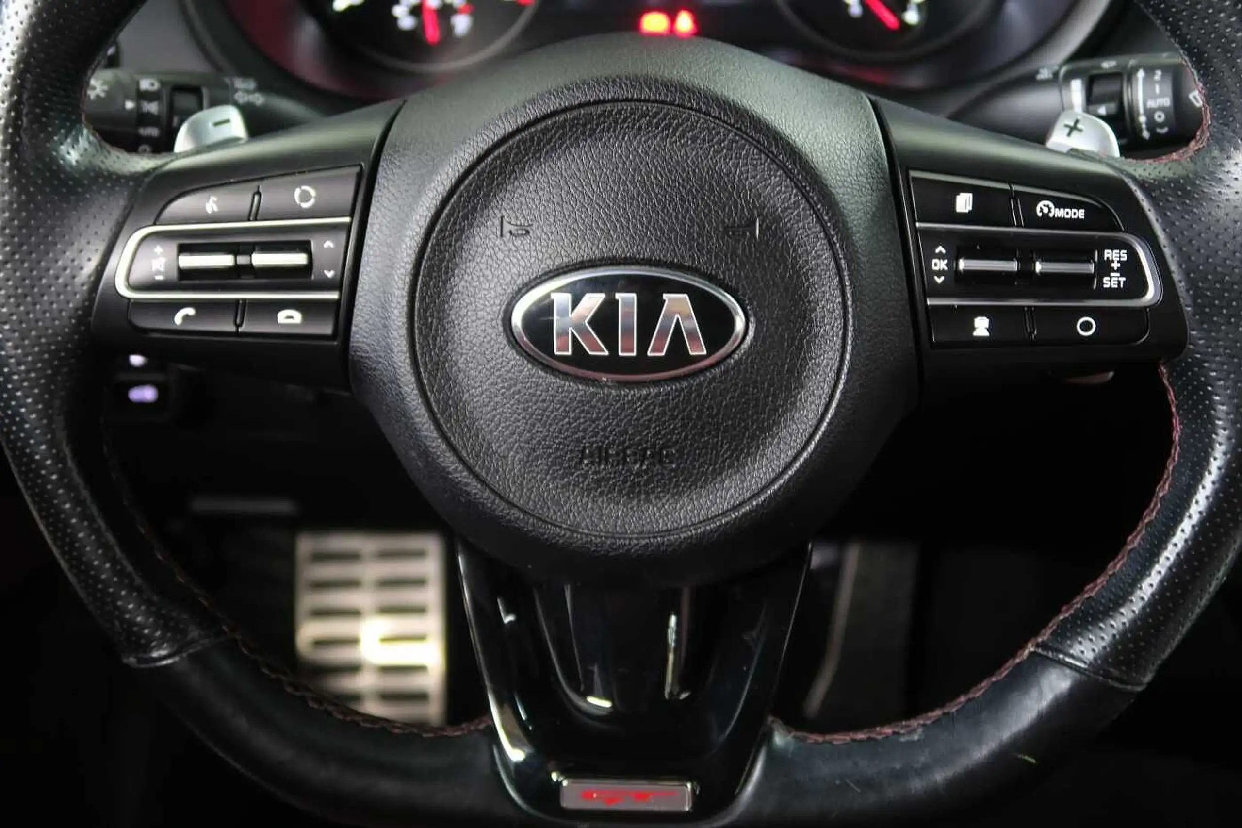 Kia - Stinger