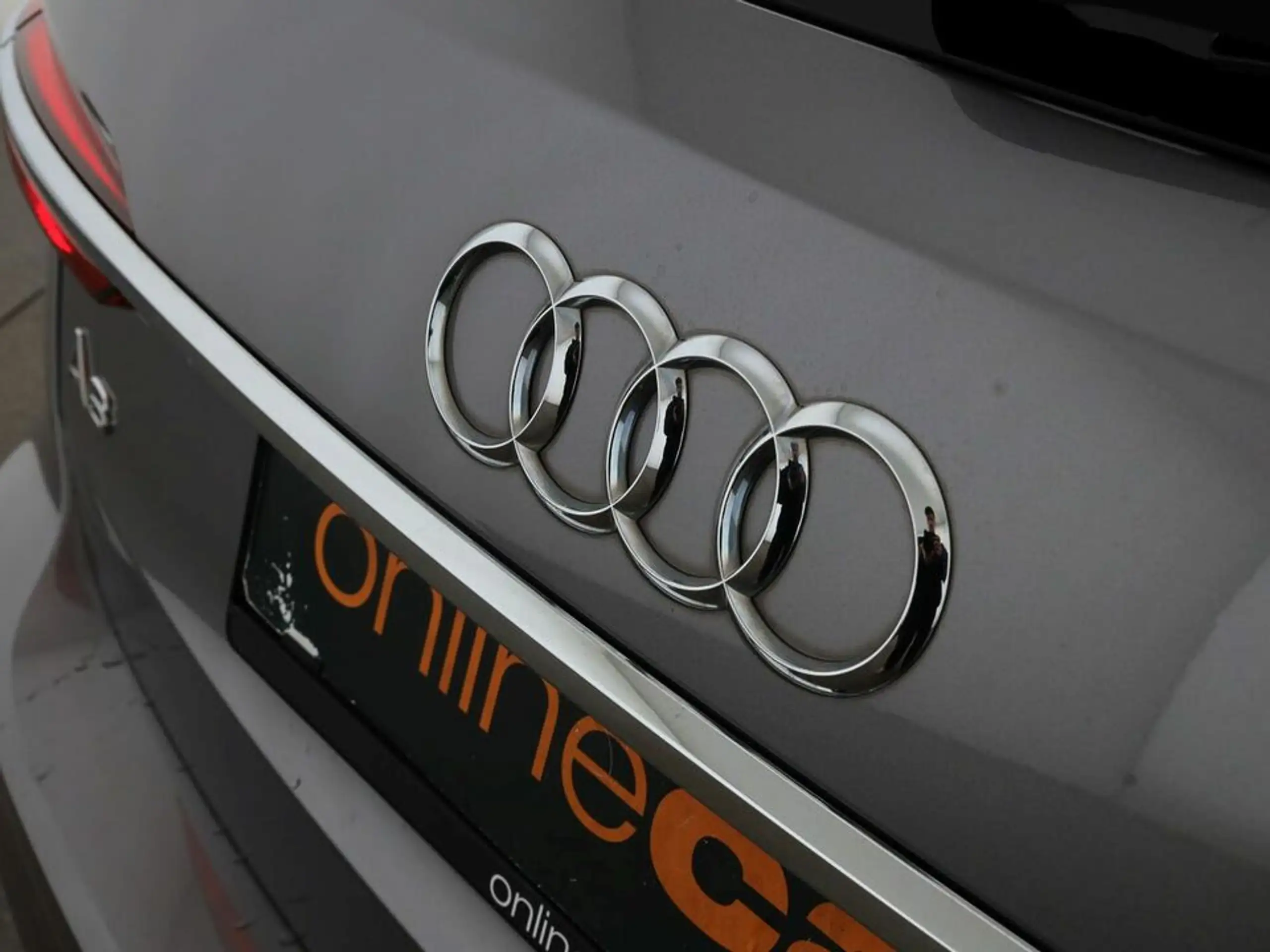 Audi - A6