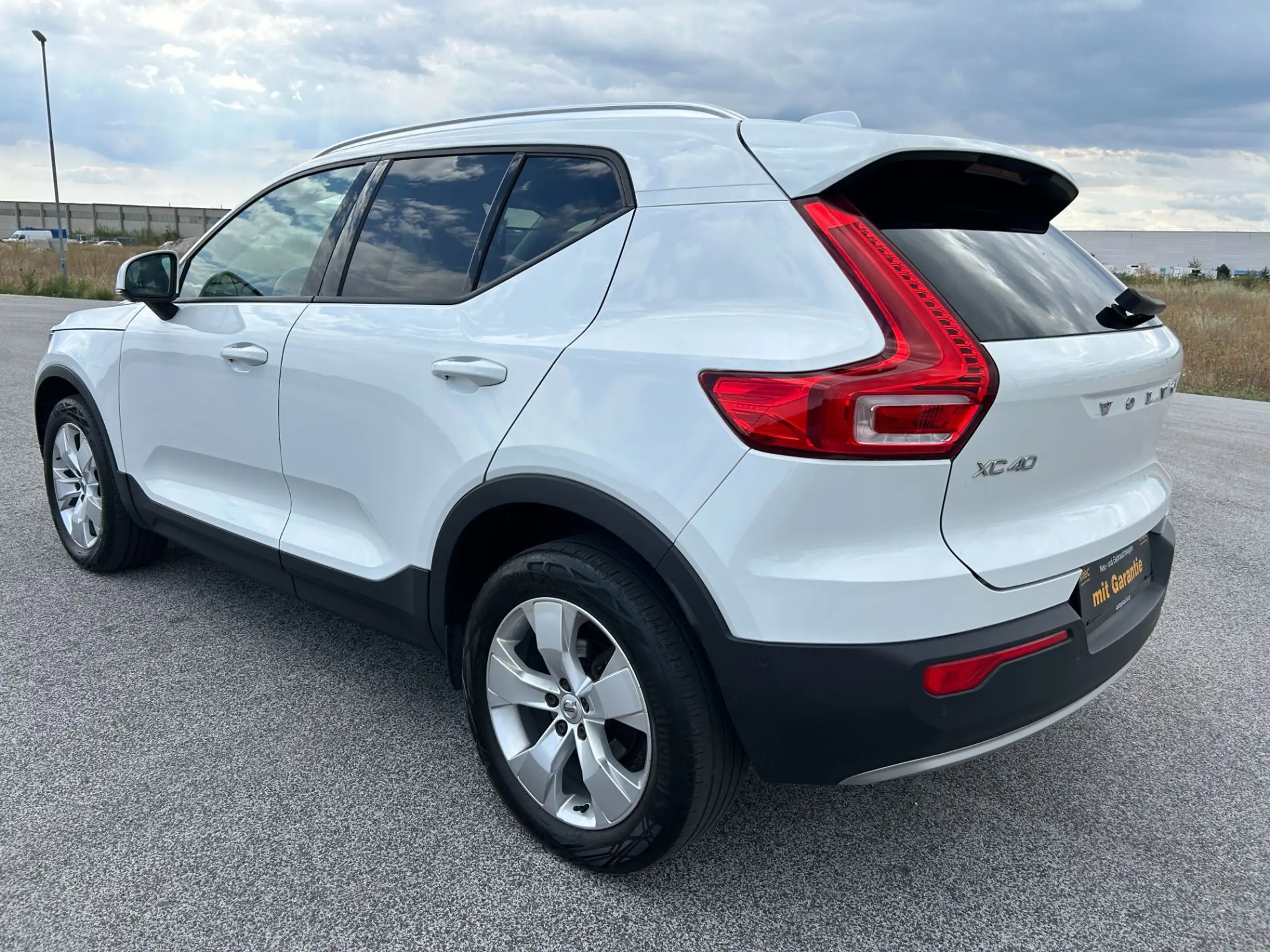 Volvo - XC40