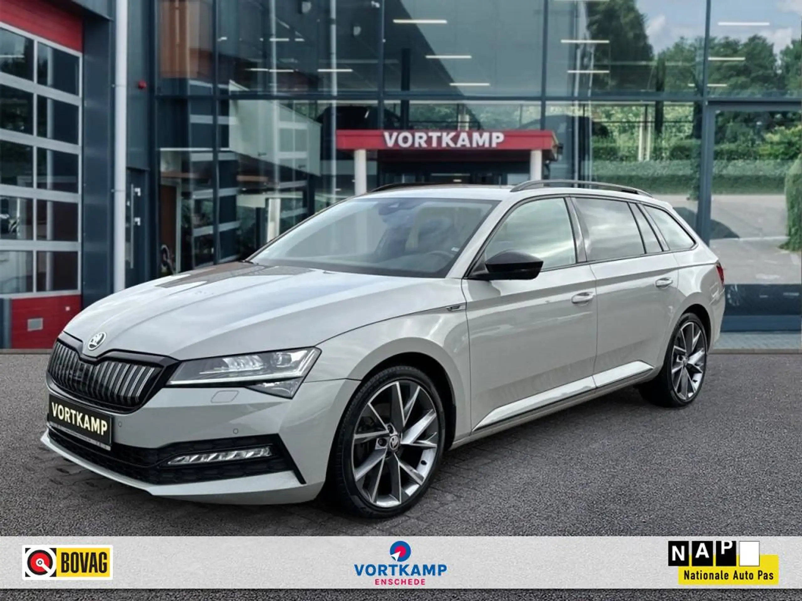 Skoda - Superb