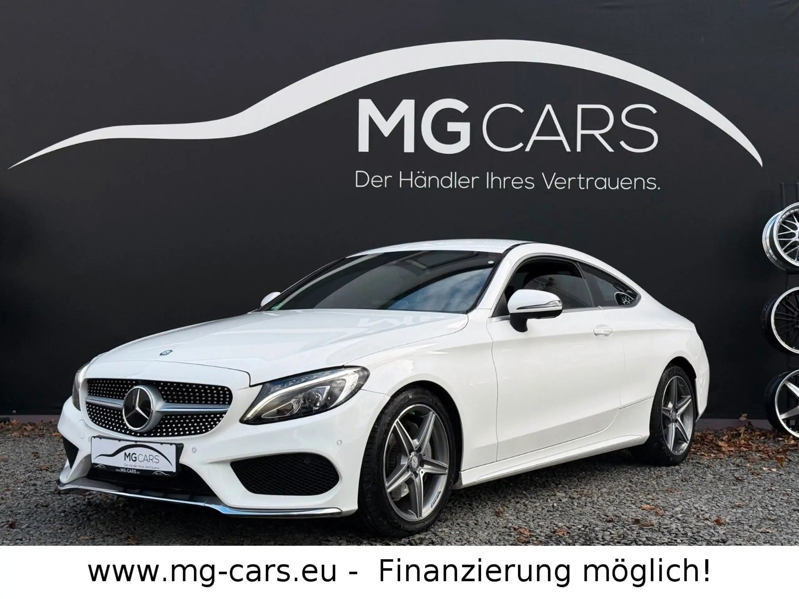 Mercedes-Benz - C 220