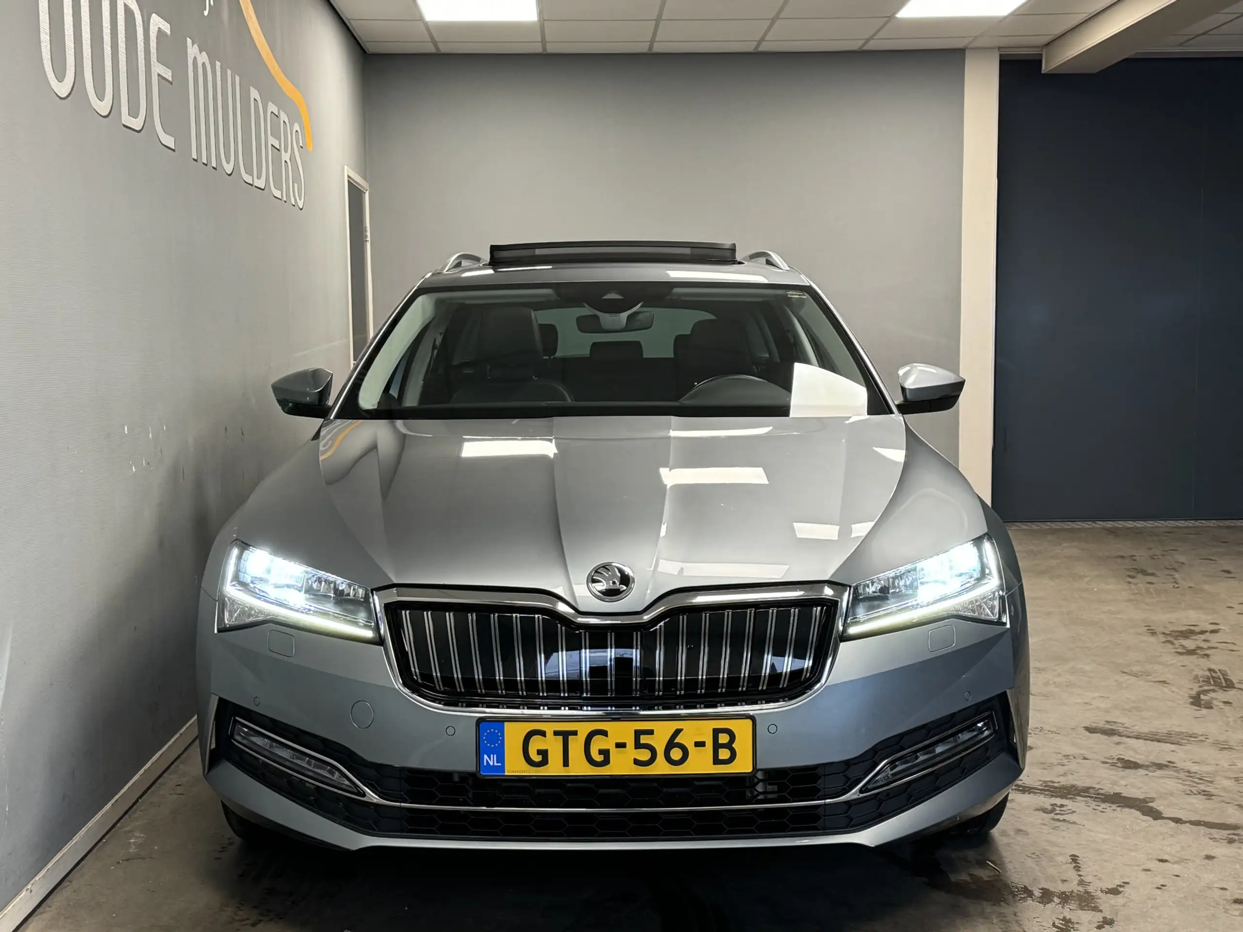 Skoda - Superb